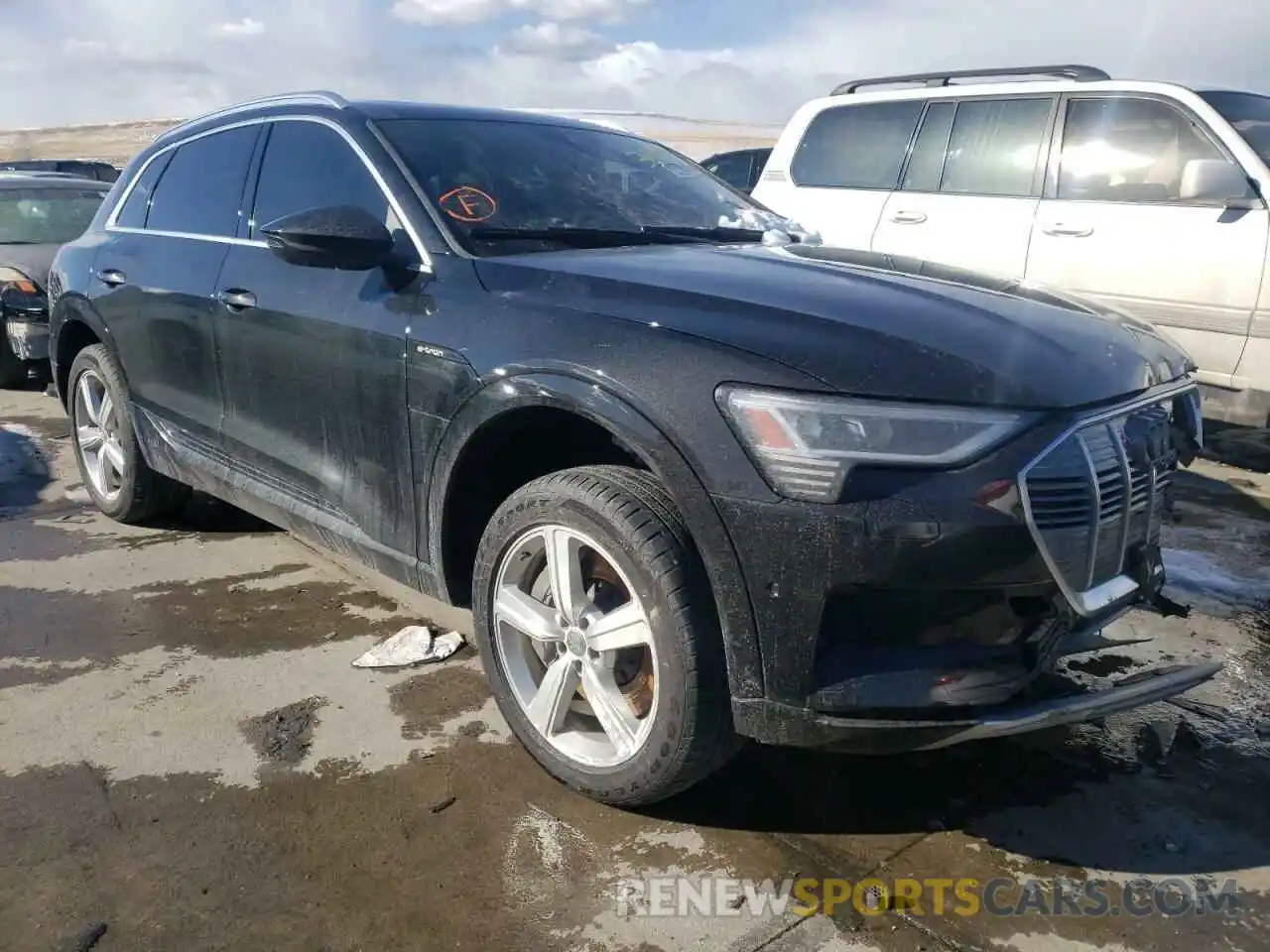 1 Фотография поврежденного автомобиля WA1LAAGE2KB024139 AUDI E-TRON 2019