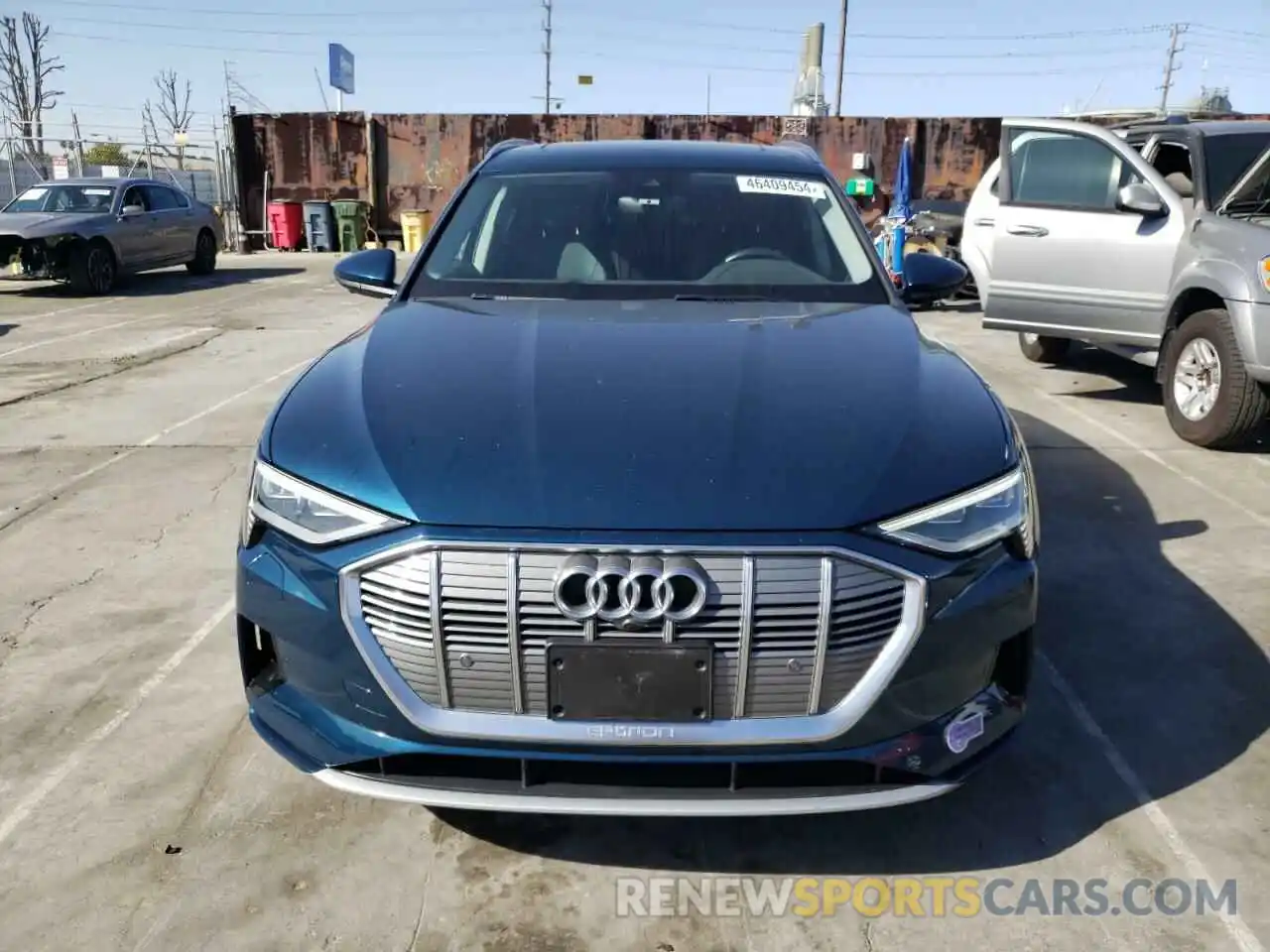 5 Photograph of a damaged car WA1LAAGE5KB019582 AUDI E-TRON 2019