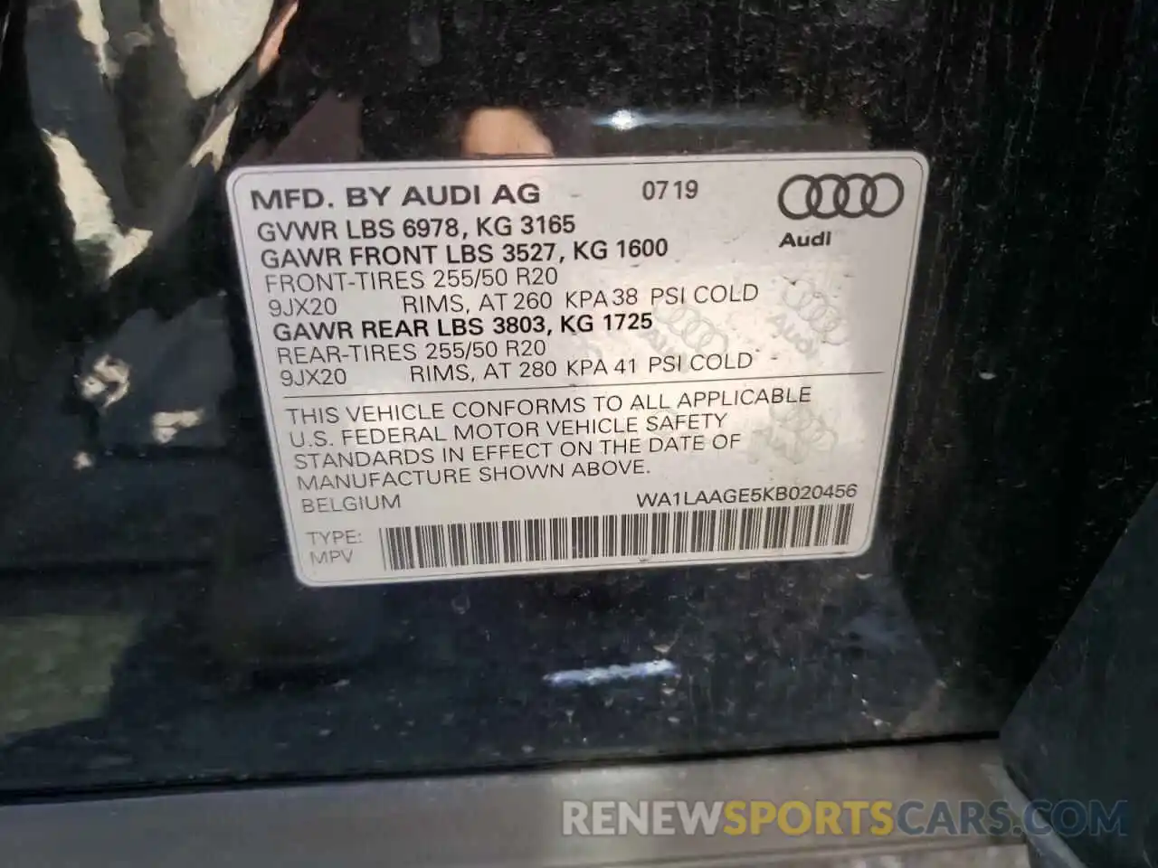 10 Photograph of a damaged car WA1LAAGE5KB020456 AUDI E-TRON 2019