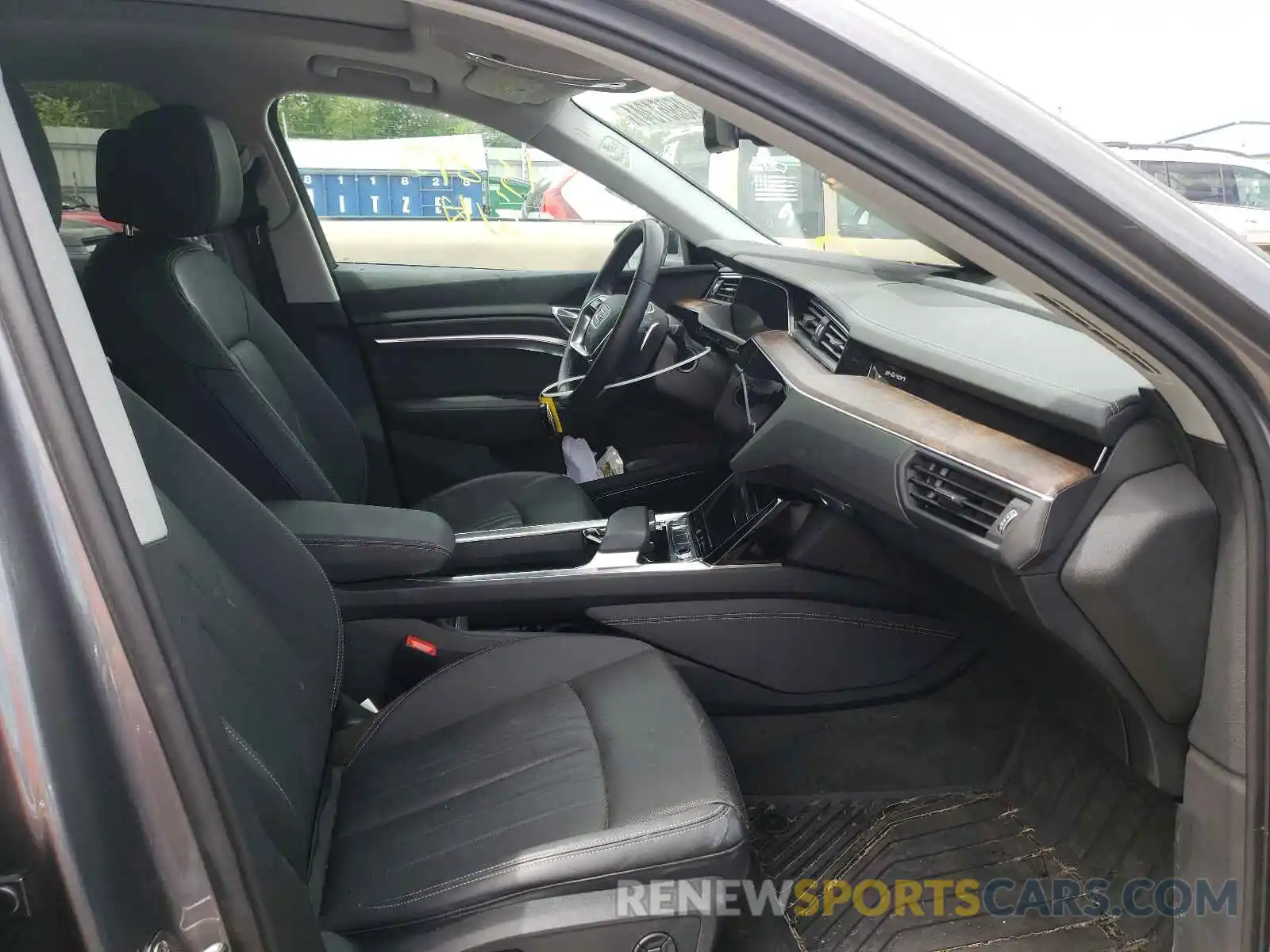 5 Photograph of a damaged car WA1LAAGE9KB011534 AUDI E-TRON 2019