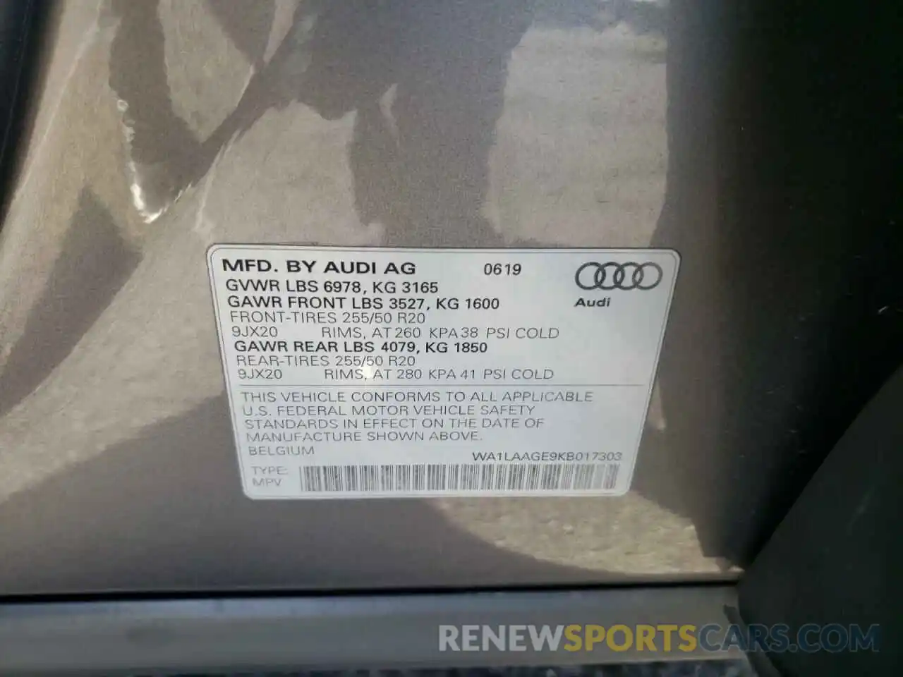 10 Photograph of a damaged car WA1LAAGE9KB017303 AUDI E-TRON 2019