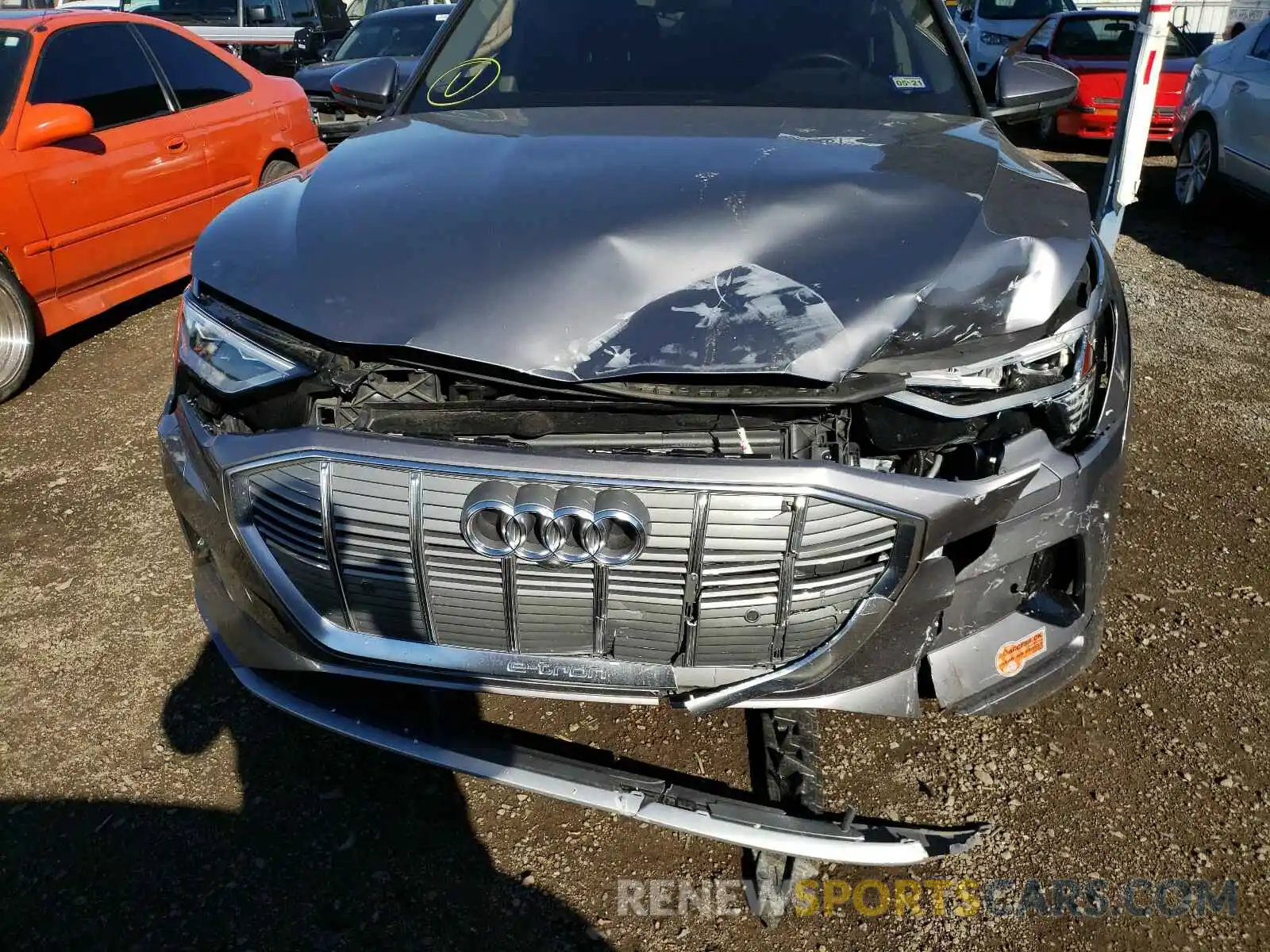 9 Photograph of a damaged car WA1LAAGEXKB007816 AUDI E-TRON 2019