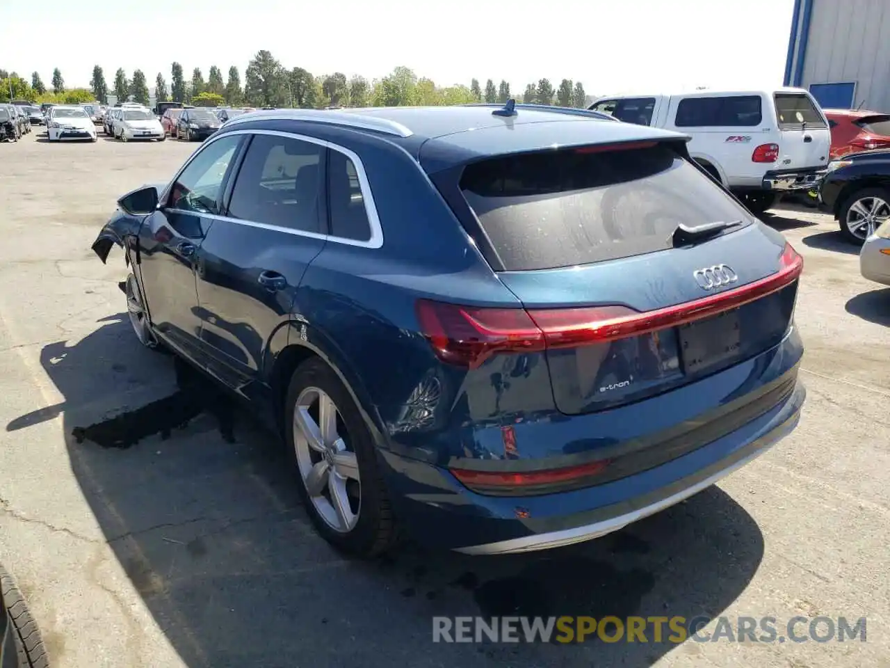 3 Photograph of a damaged car WA1LABGE2KB012000 AUDI E-TRON 2019