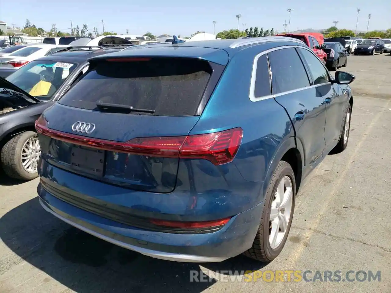 4 Photograph of a damaged car WA1LABGE2KB012000 AUDI E-TRON 2019