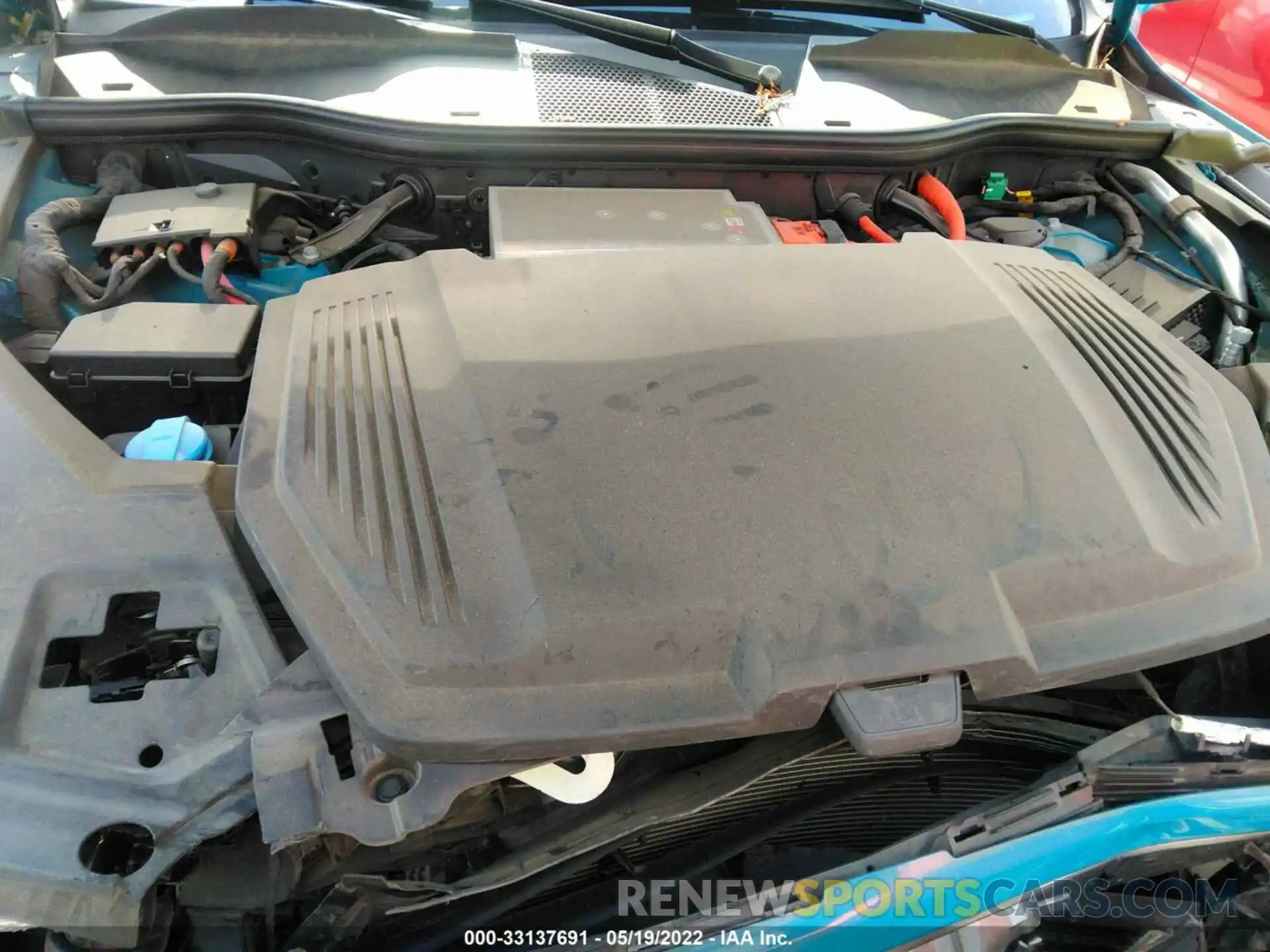 10 Photograph of a damaged car WA1LABGE6KB015482 AUDI E-TRON 2019