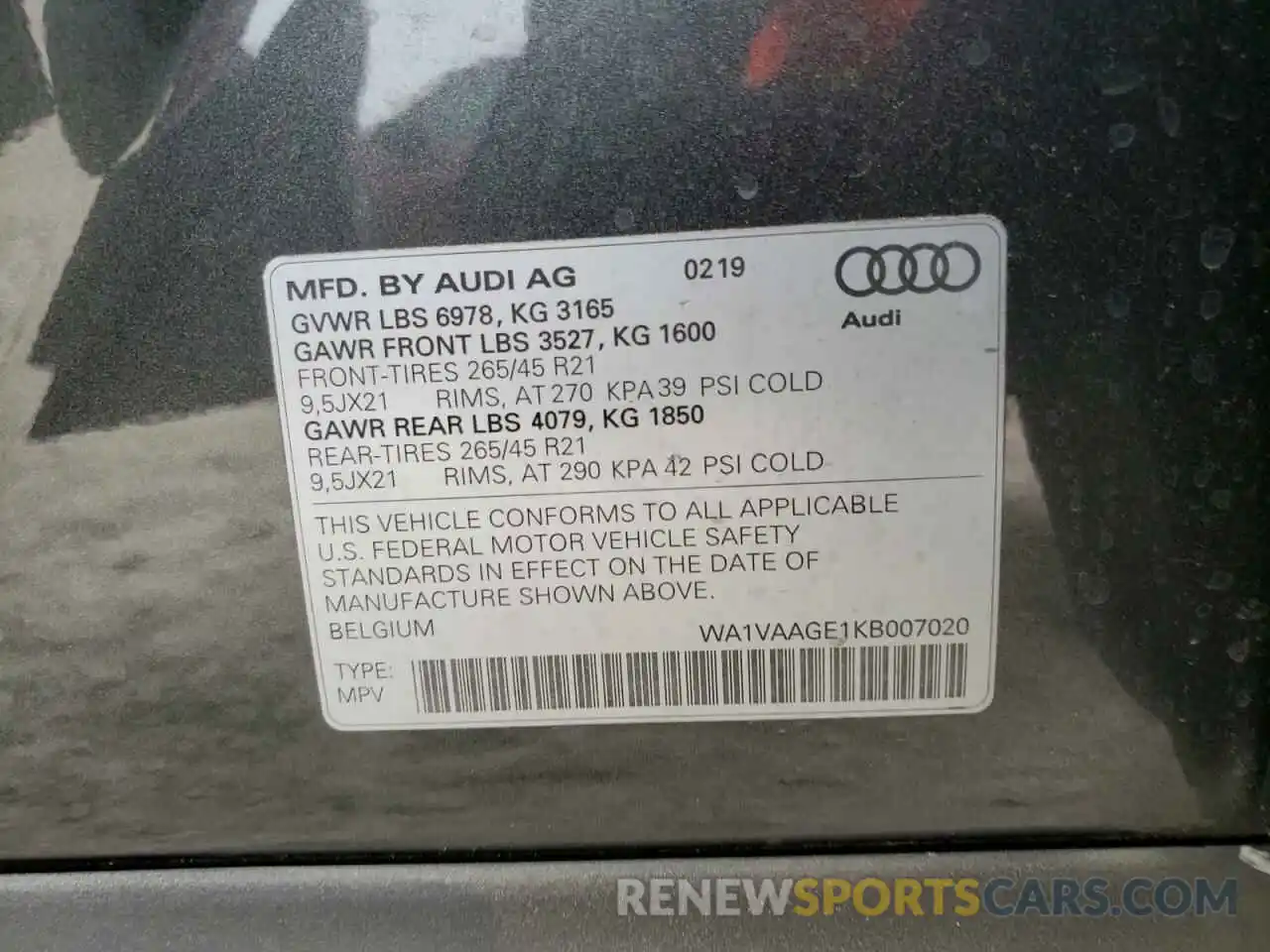 10 Photograph of a damaged car WA1VAAGE1KB007020 AUDI E-TRON 2019