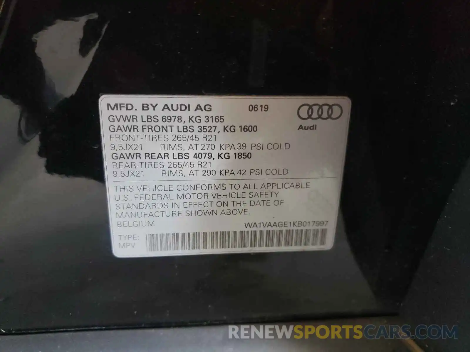 10 Photograph of a damaged car WA1VAAGE1KB017997 AUDI E-TRON 2019