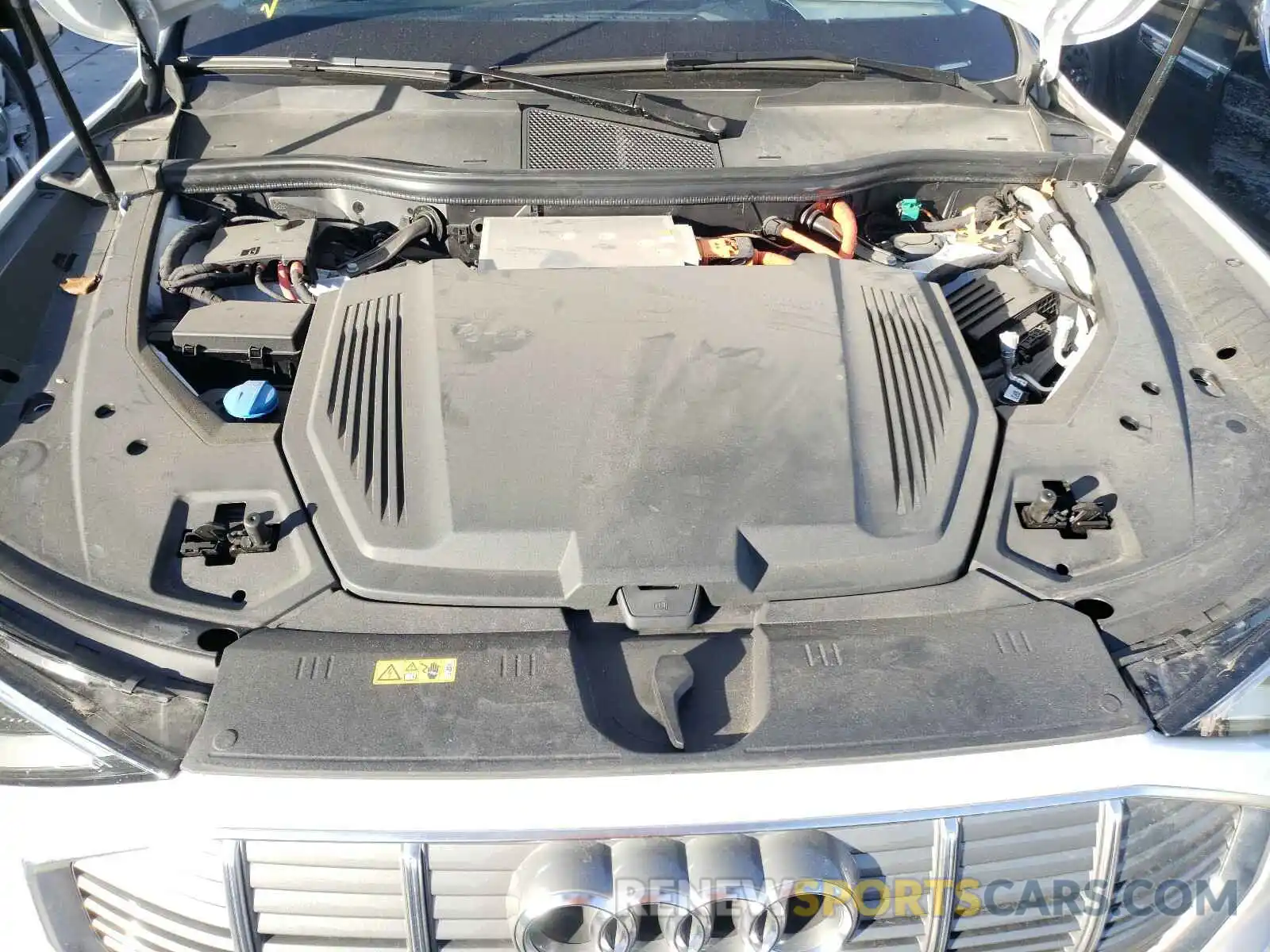 7 Photograph of a damaged car WA1VAAGE2KB023940 AUDI E-TRON 2019