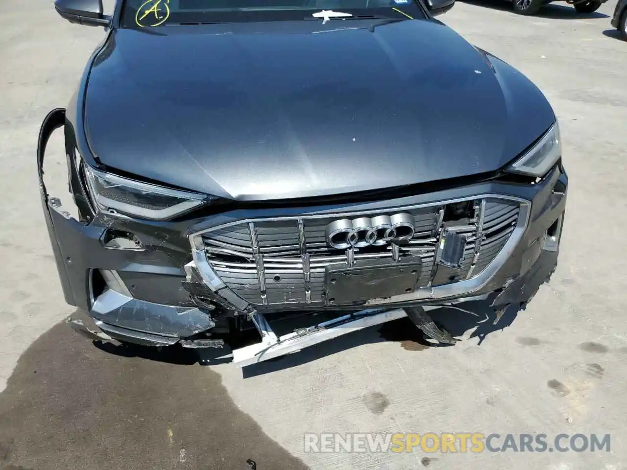 9 Photograph of a damaged car WA1VAAGE6KB008437 AUDI E-TRON 2019