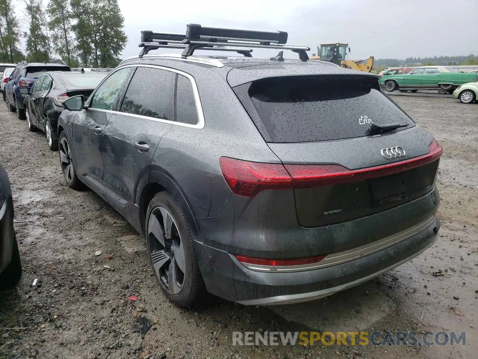 3 Фотография поврежденного автомобиля WA1VAAGE8KB006768 AUDI E-TRON 2019