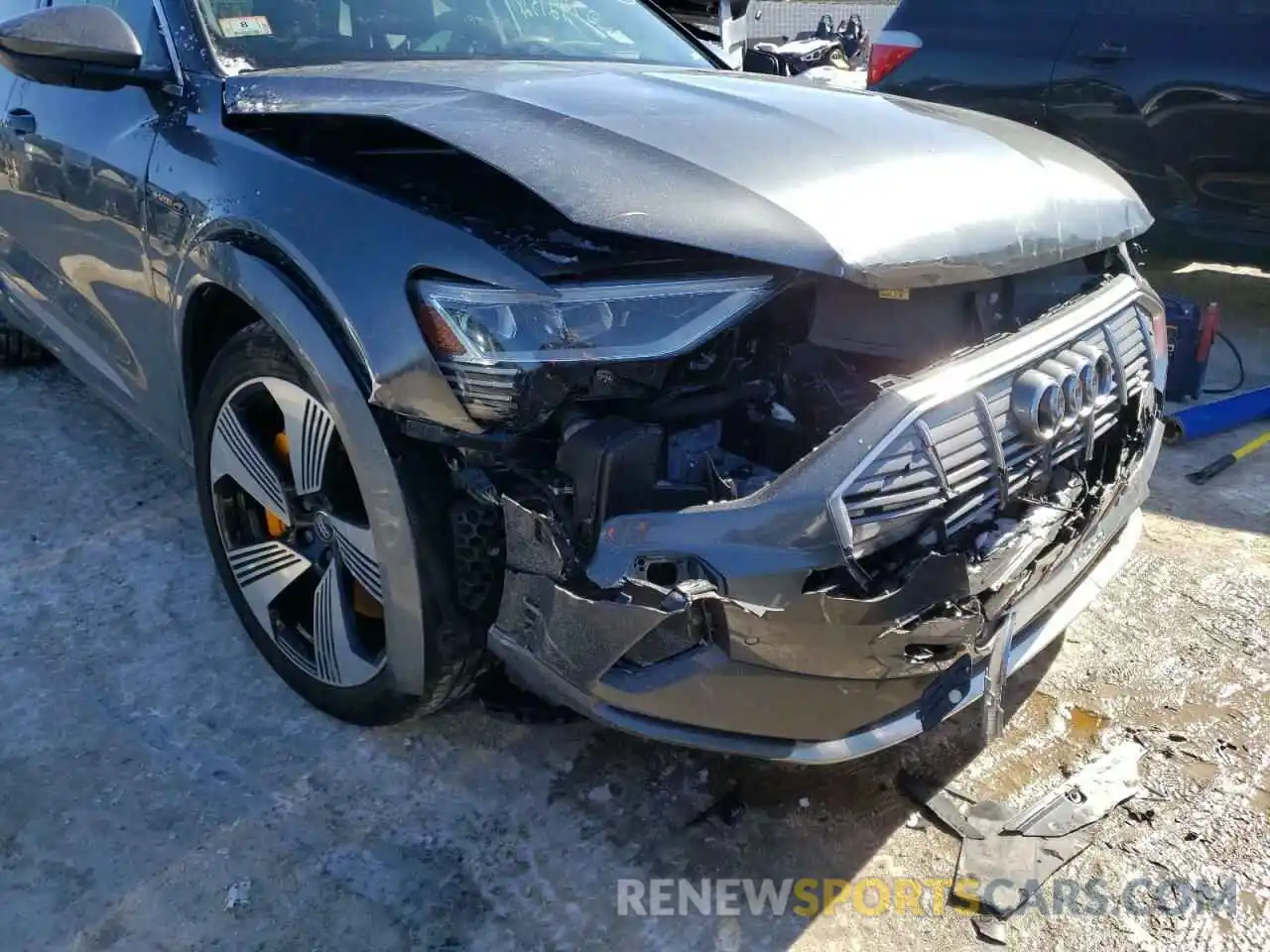 9 Photograph of a damaged car WA1VAAGE9KB006052 AUDI E-TRON 2019