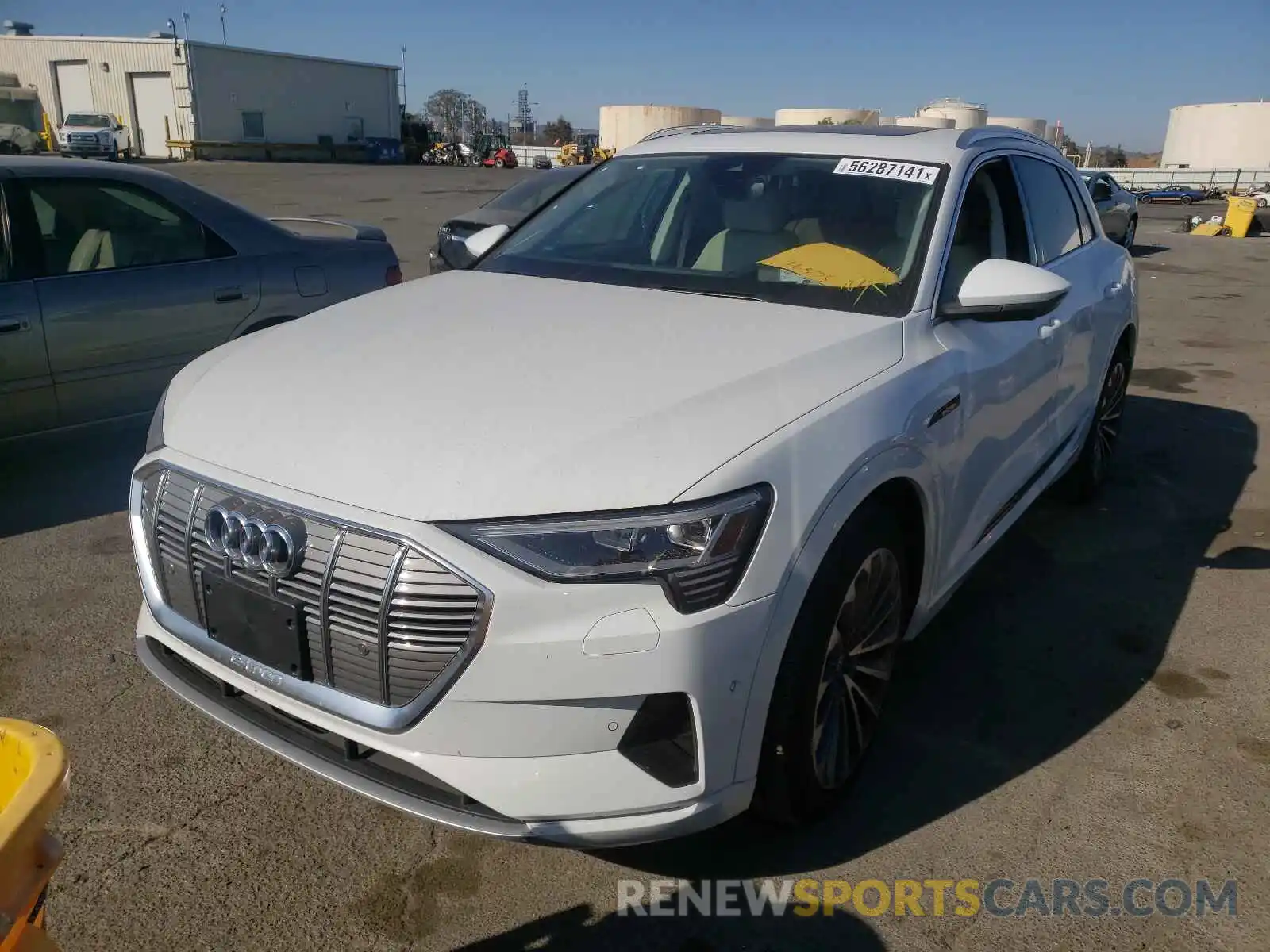 2 Фотография поврежденного автомобиля WA1VAAGEXKB005928 AUDI E-TRON 2019