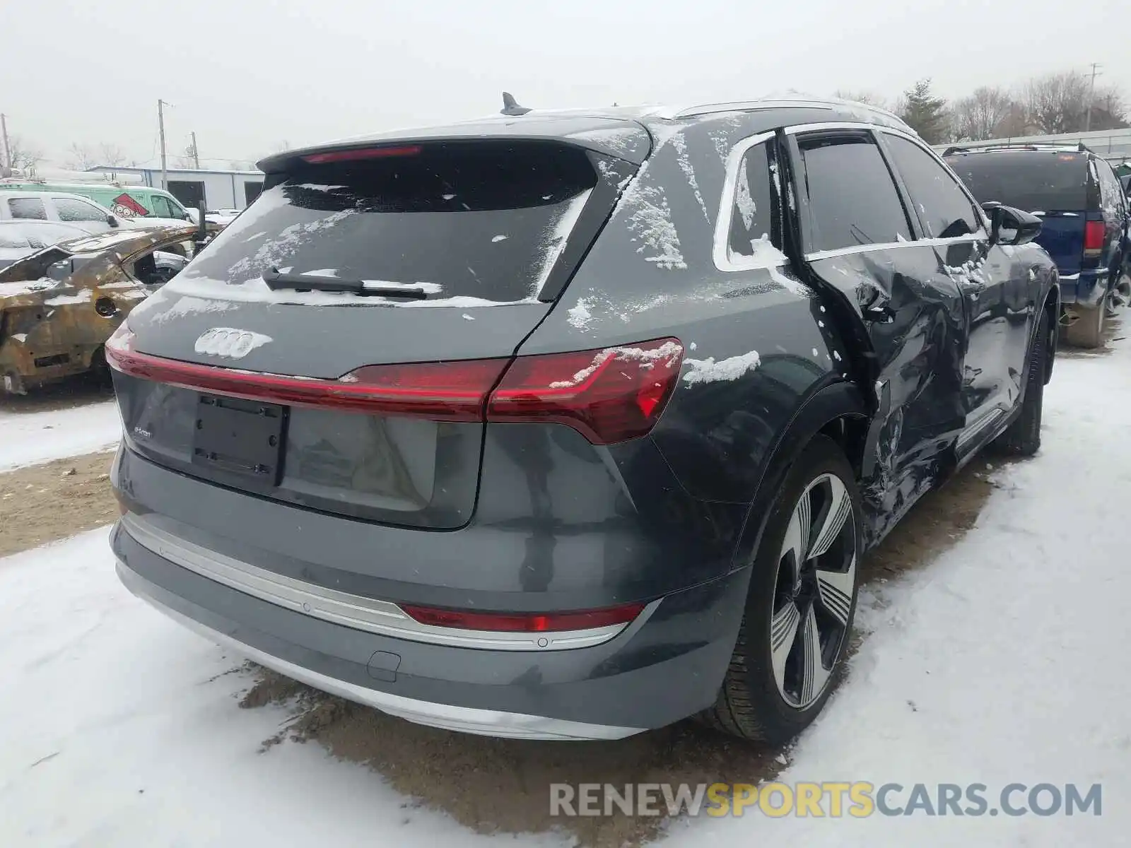 4 Photograph of a damaged car WA1VAAGEXKB007338 AUDI E-TRON 2019