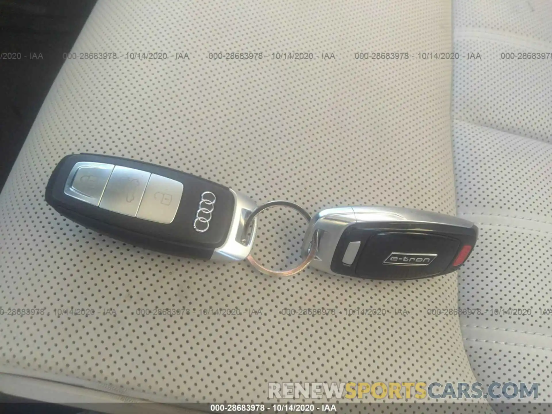 11 Photograph of a damaged car WA1VAAGEXKB009770 AUDI E-TRON 2019