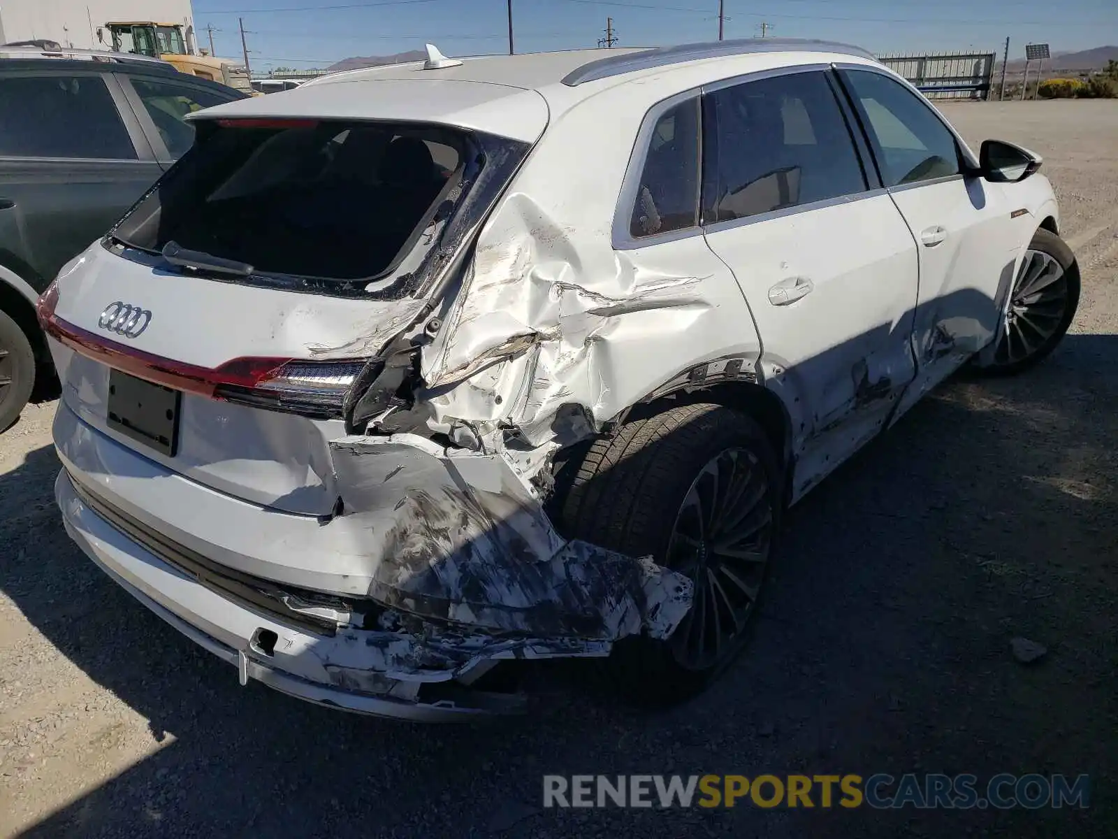 4 Photograph of a damaged car WA1VABGE0KB024123 AUDI E-TRON 2019