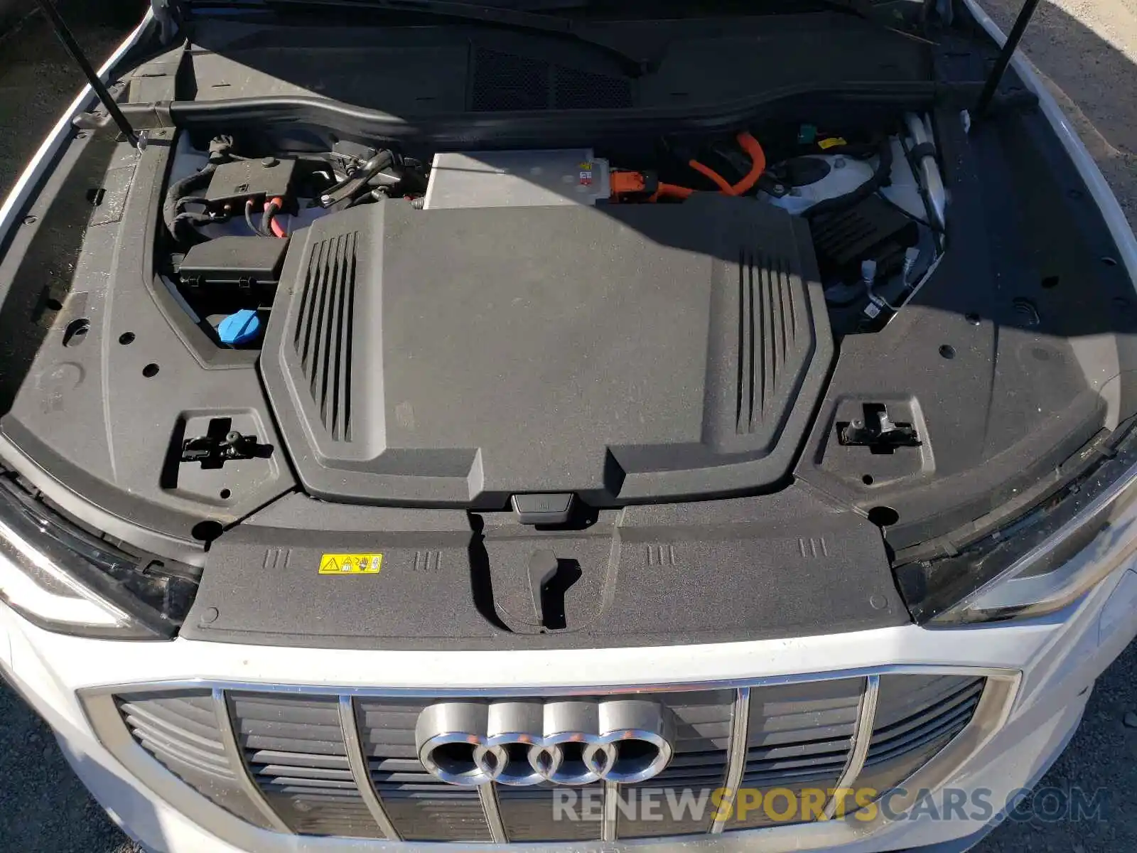 7 Photograph of a damaged car WA1VABGE0KB024123 AUDI E-TRON 2019