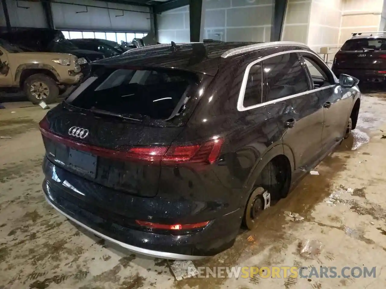 4 Фотография поврежденного автомобиля WA1VABGE0KB024820 AUDI E-TRON 2019