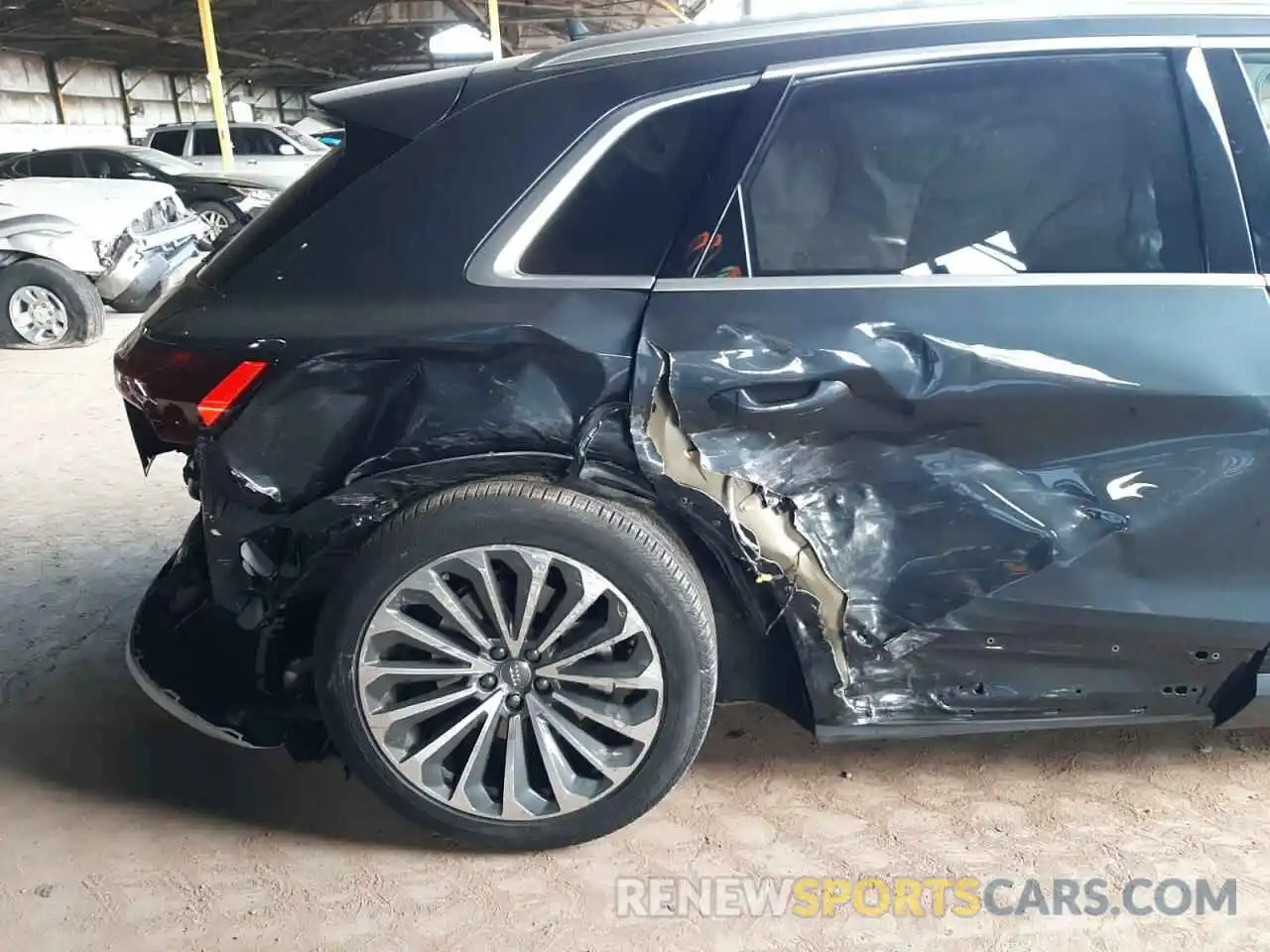 9 Photograph of a damaged car WA1VABGE1KB013261 AUDI E-TRON 2019