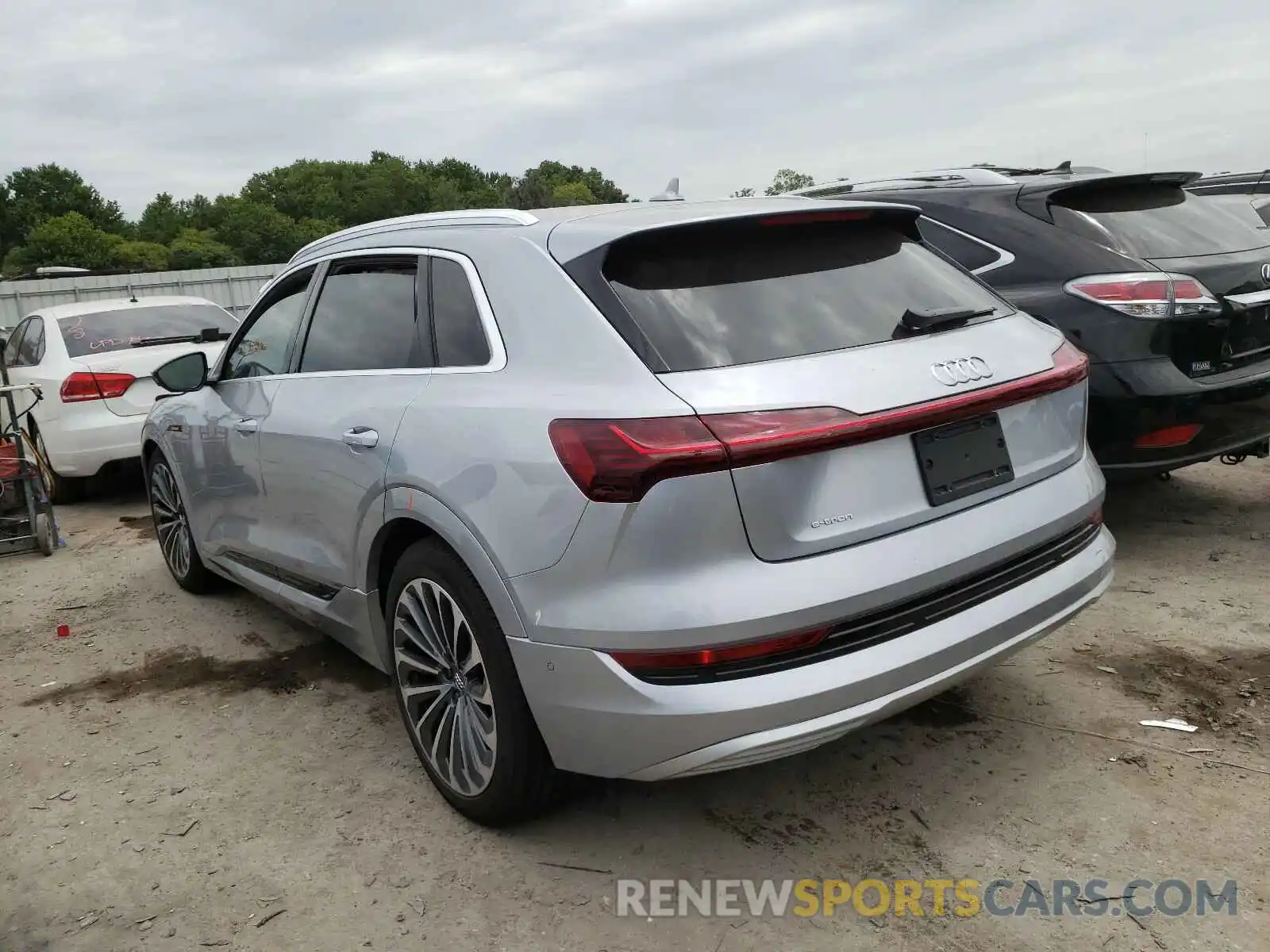 3 Photograph of a damaged car WA1VABGE1KB022106 AUDI E-TRON 2019