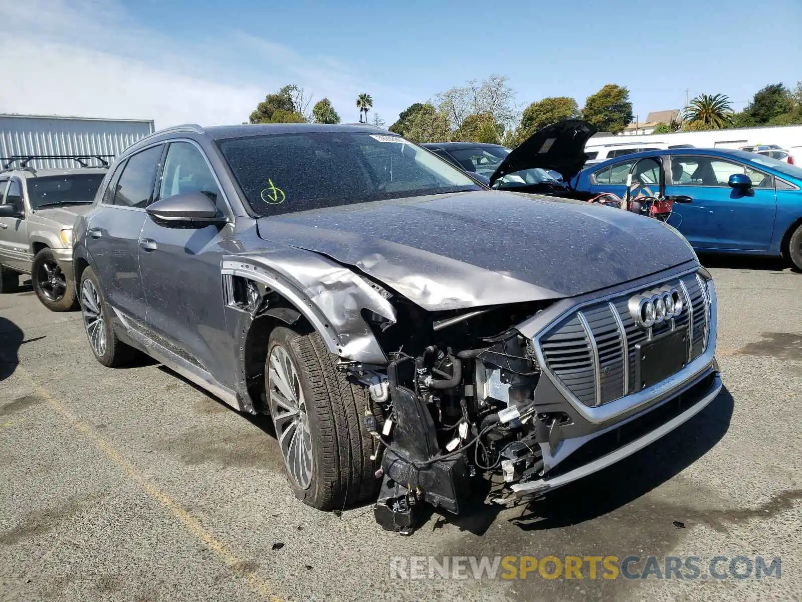 1 Photograph of a damaged car WA1VABGE1KB023885 AUDI E-TRON 2019