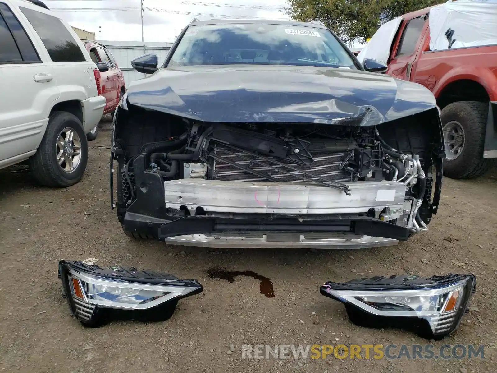 9 Photograph of a damaged car WA1VABGE1KB024793 AUDI E-TRON 2019