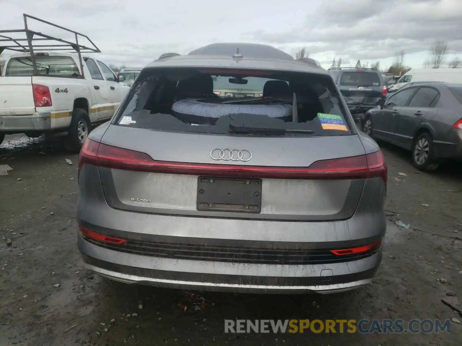 9 Фотография поврежденного автомобиля WA1VABGE2KB019070 AUDI E-TRON 2019