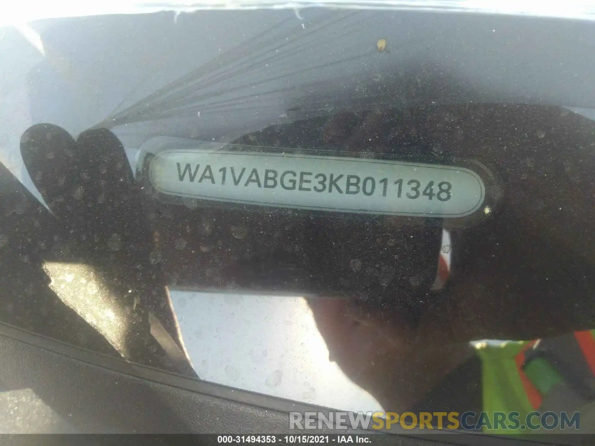 9 Photograph of a damaged car WA1VABGE3KB011348 AUDI E-TRON 2019