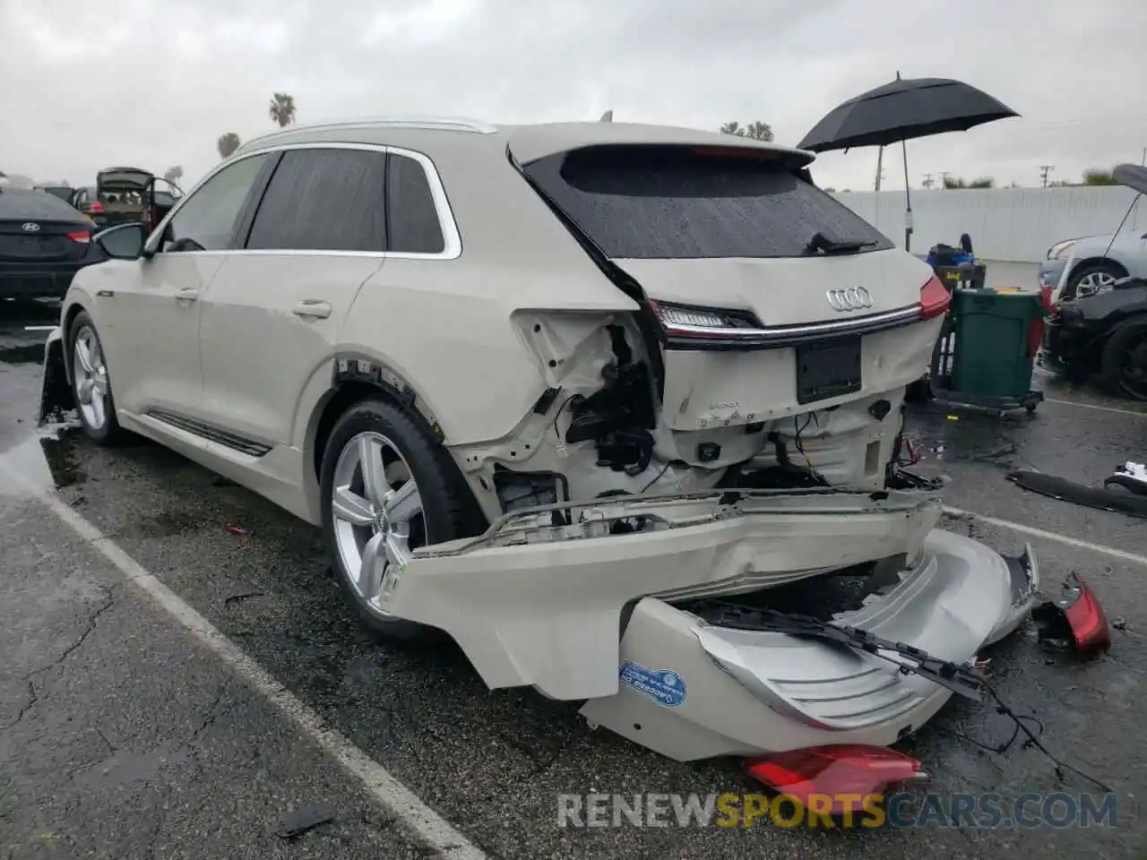 3 Photograph of a damaged car WA1VABGE6KB014857 AUDI E-TRON 2019