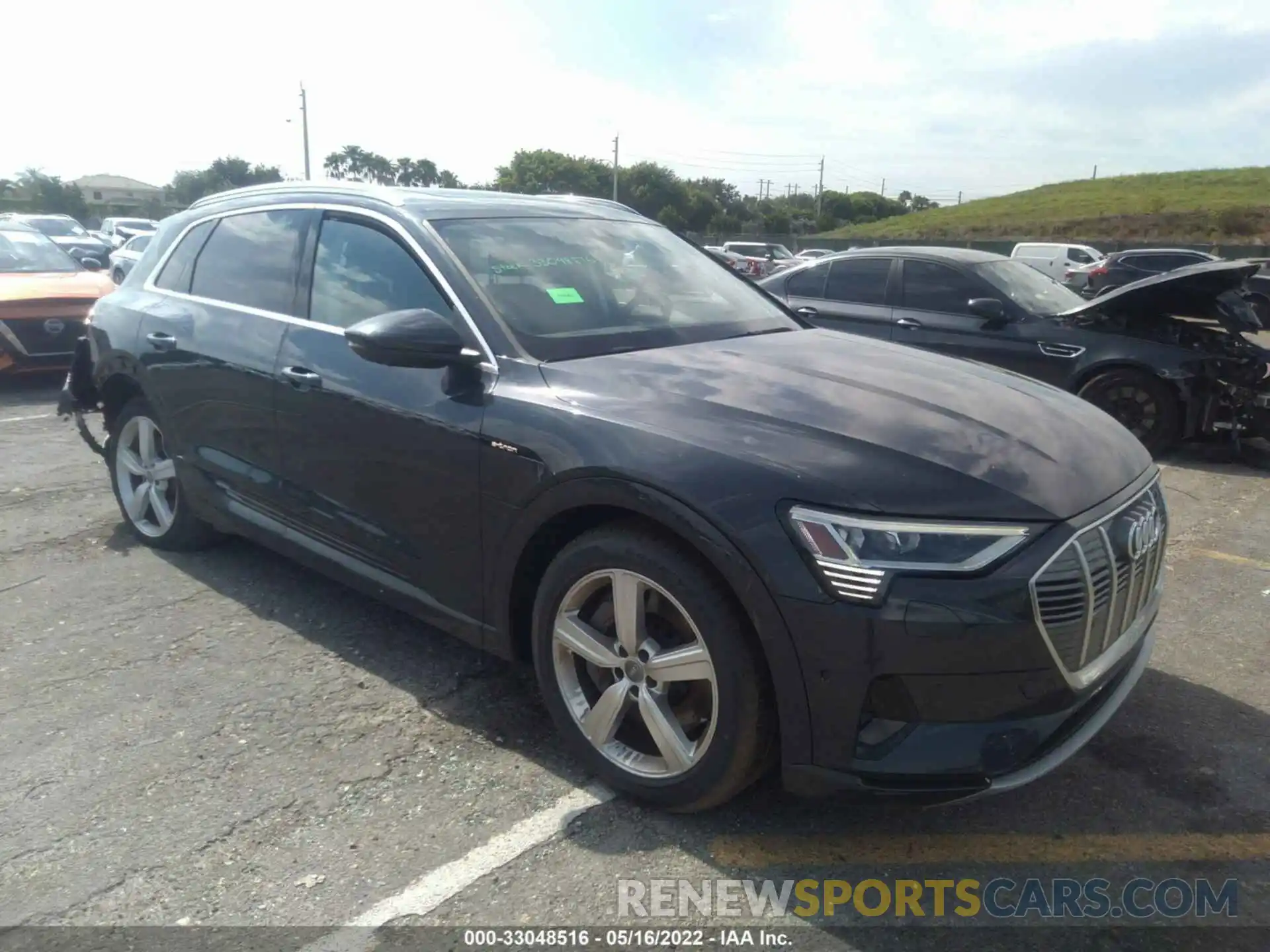 1 Photograph of a damaged car WA1VABGE6KB020934 AUDI E-TRON 2019