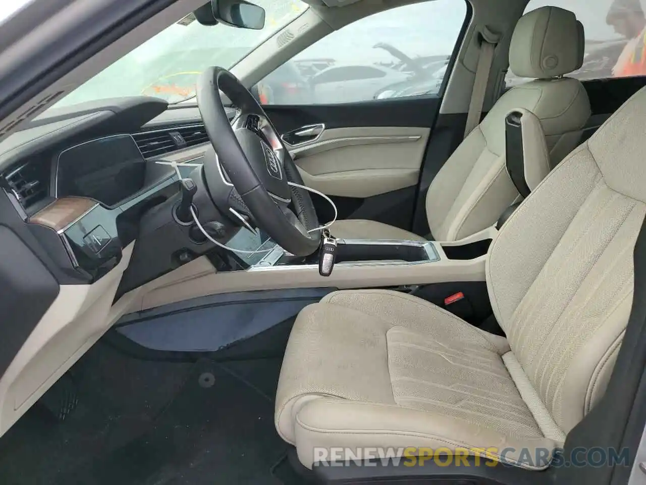 6 Photograph of a damaged car WA1VABGE7KB013572 AUDI E-TRON 2019