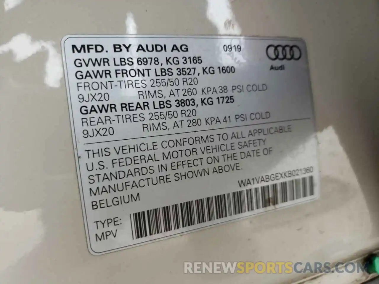 10 Photograph of a damaged car WA1VABGEXKB021360 AUDI E-TRON 2019