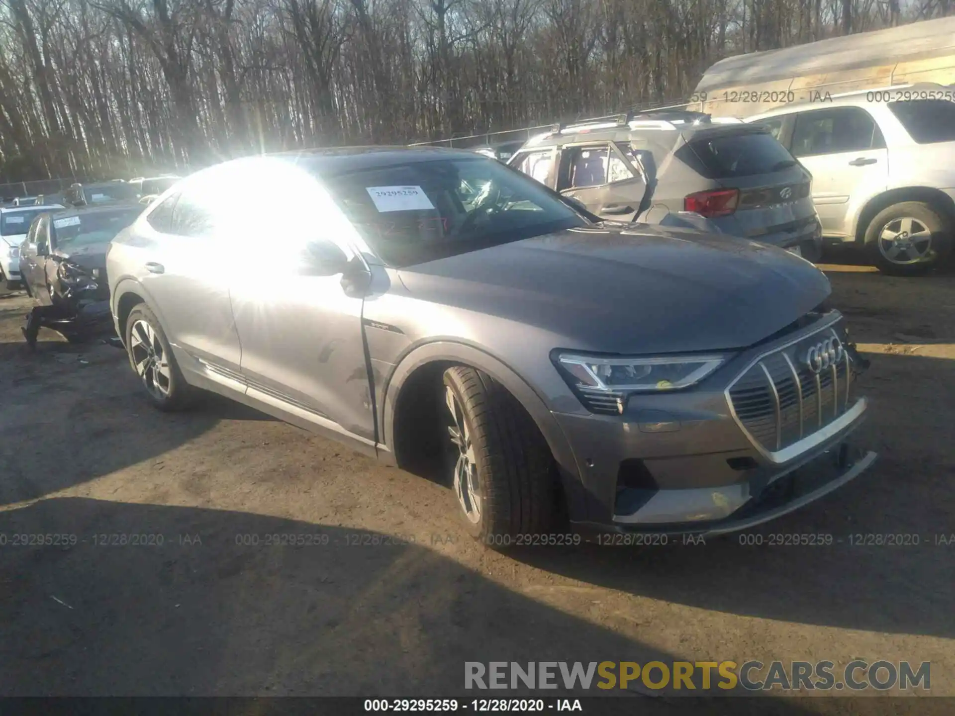 1 Photograph of a damaged car WA12ABGE3LB032740 AUDI E-TRON 2020