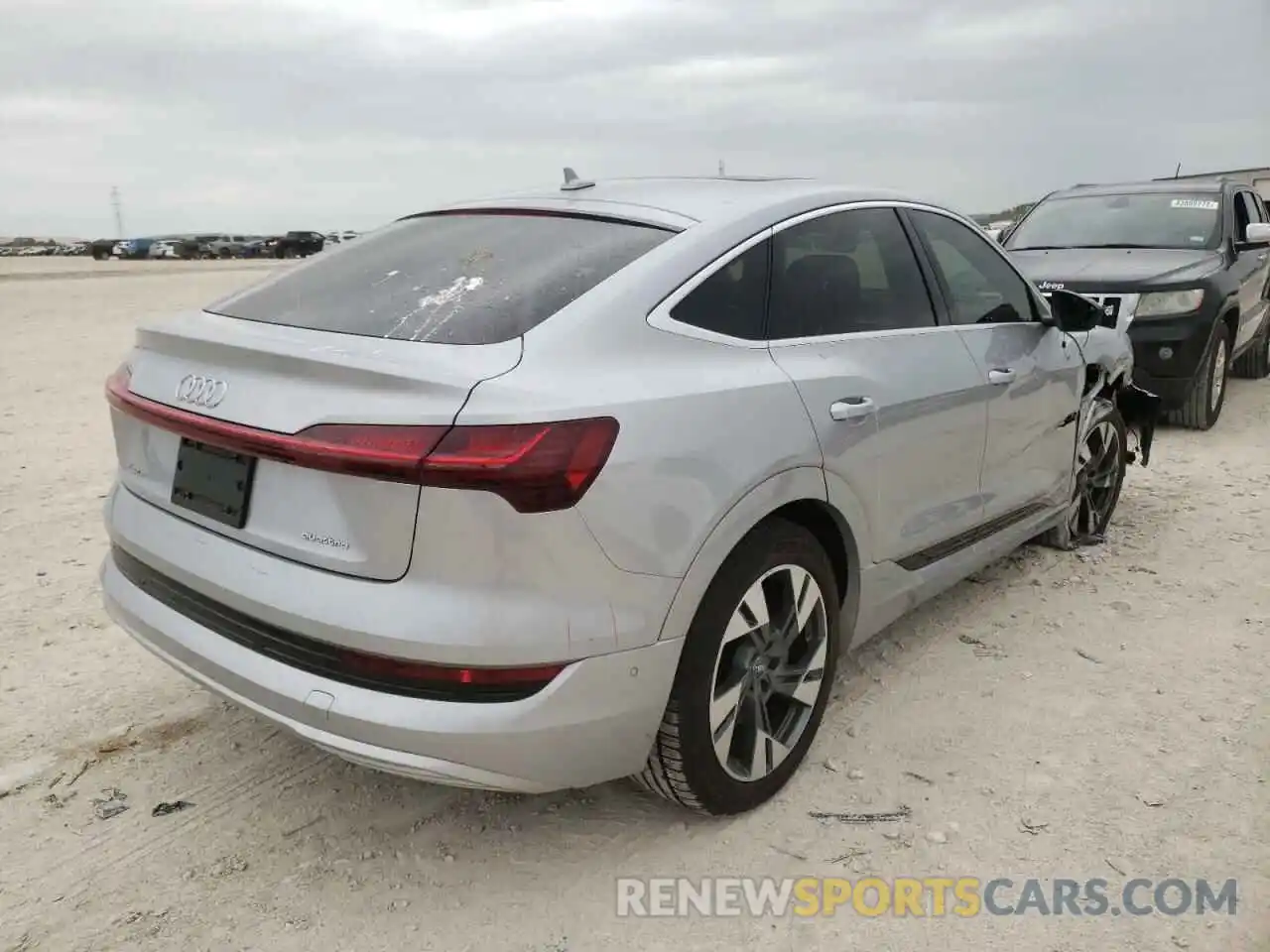 4 Photograph of a damaged car WA12ABGE6LB034725 AUDI E-TRON 2020