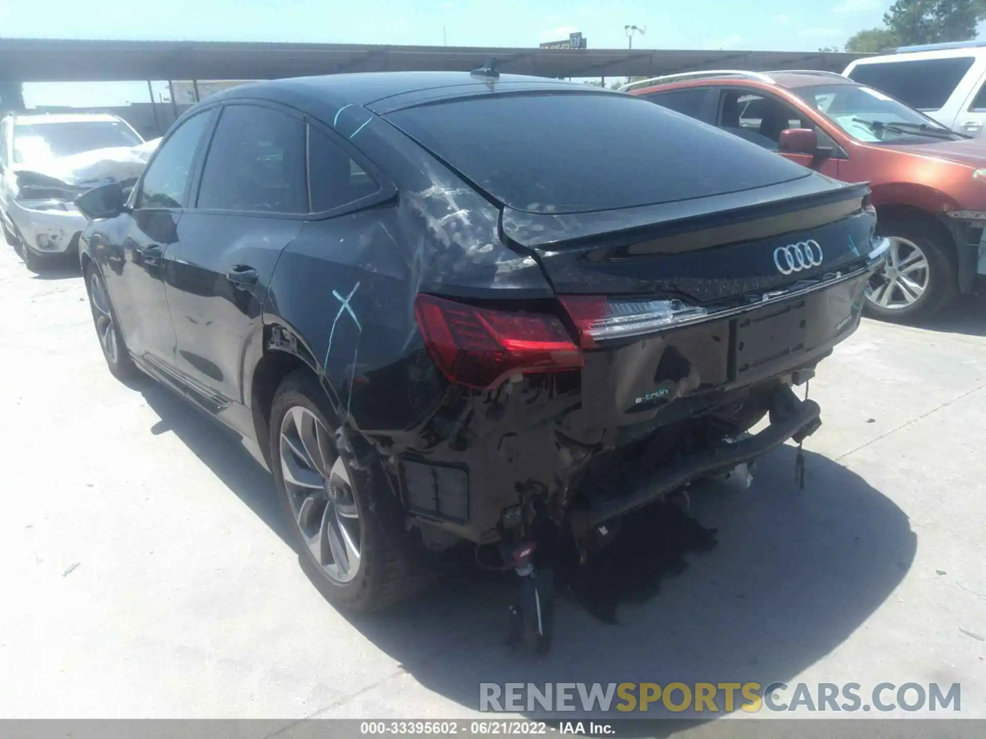 3 Photograph of a damaged car WA12AAGE8MB002709 AUDI E-TRON 2021