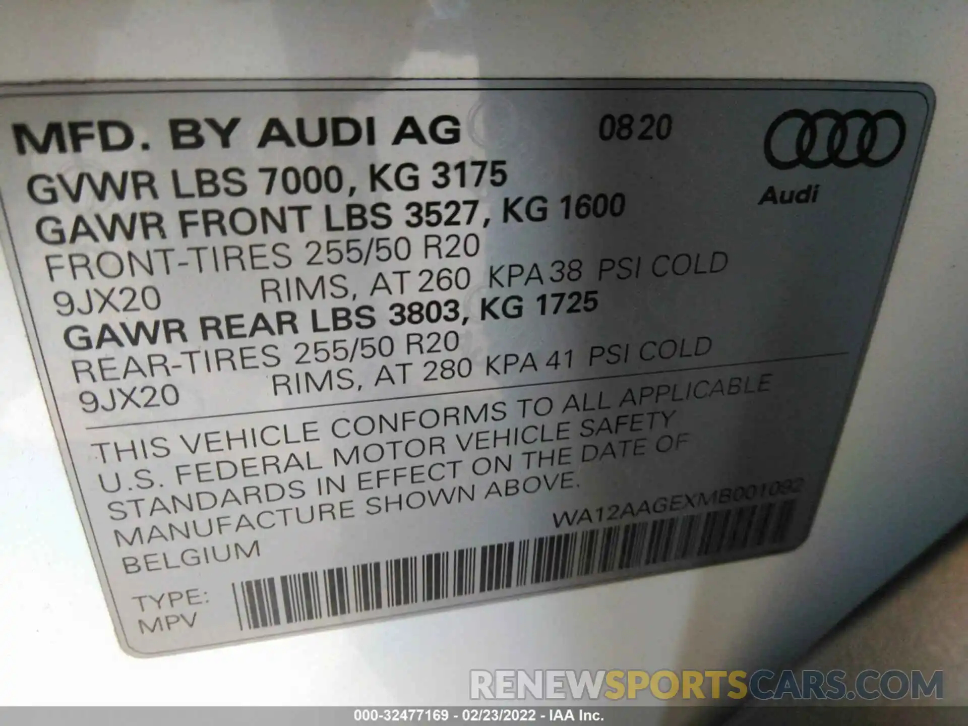 9 Photograph of a damaged car WA12AAGEXMB001092 AUDI E-TRON 2021