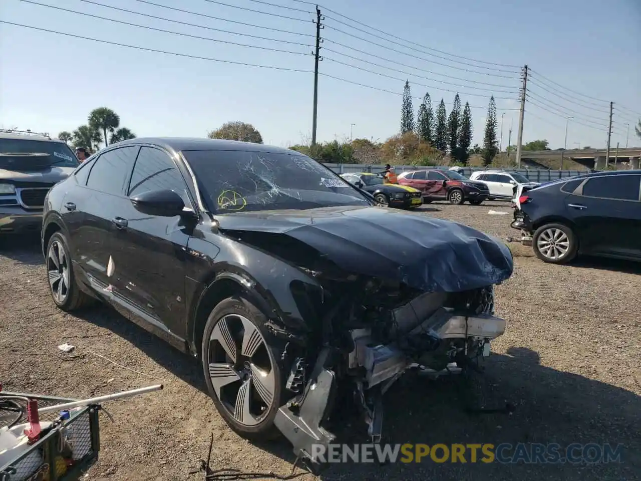 1 Photograph of a damaged car WA13AAGE1MB026645 AUDI E-TRON 2021