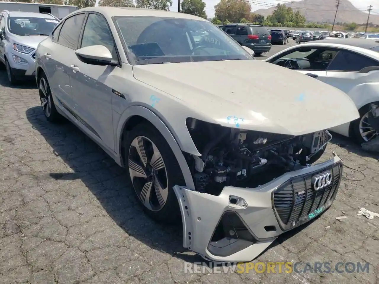 1 Photograph of a damaged car WA13ABGE5MB002371 AUDI E-TRON 2021