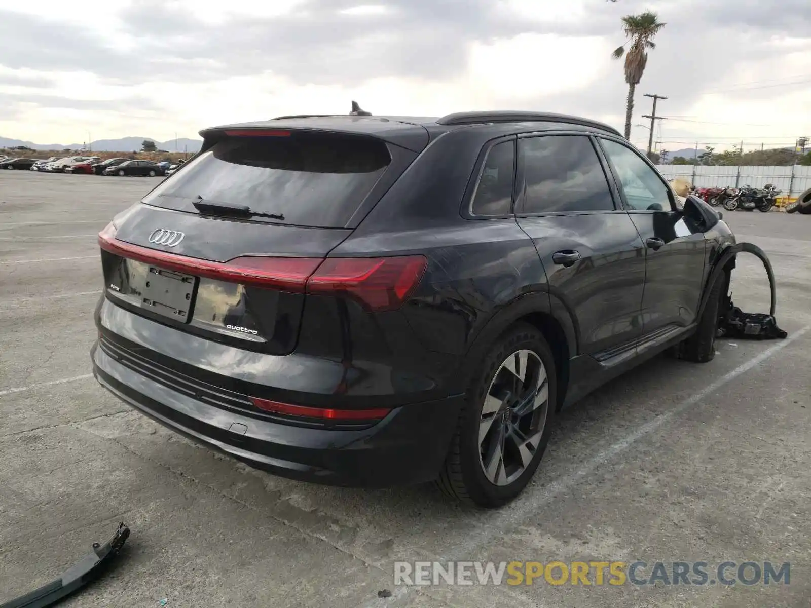 4 Photograph of a damaged car WA1AAAGE3MB024449 AUDI E-TRON 2021