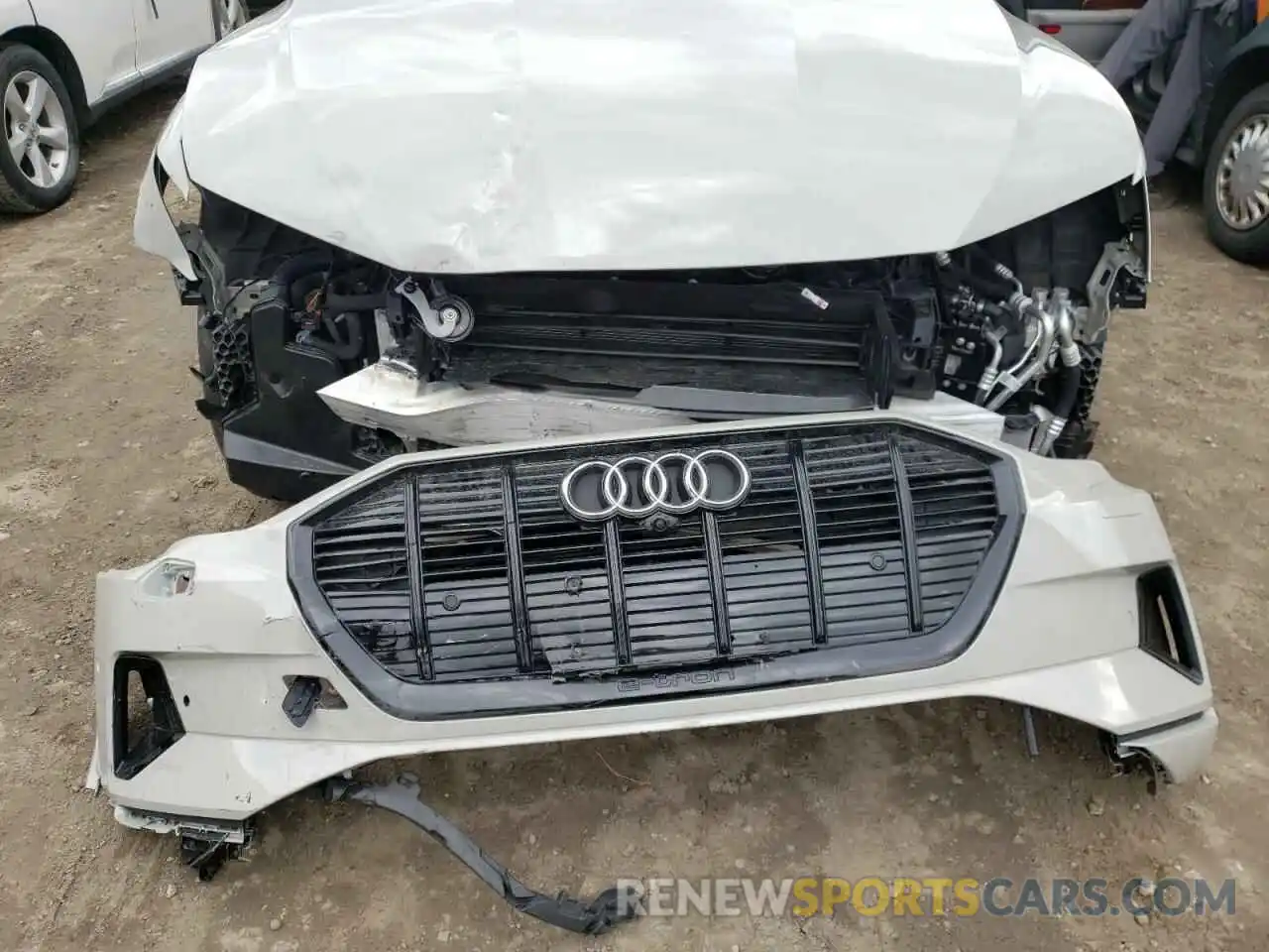 9 Photograph of a damaged car WA1AAAGE4MB013119 AUDI E-TRON 2021