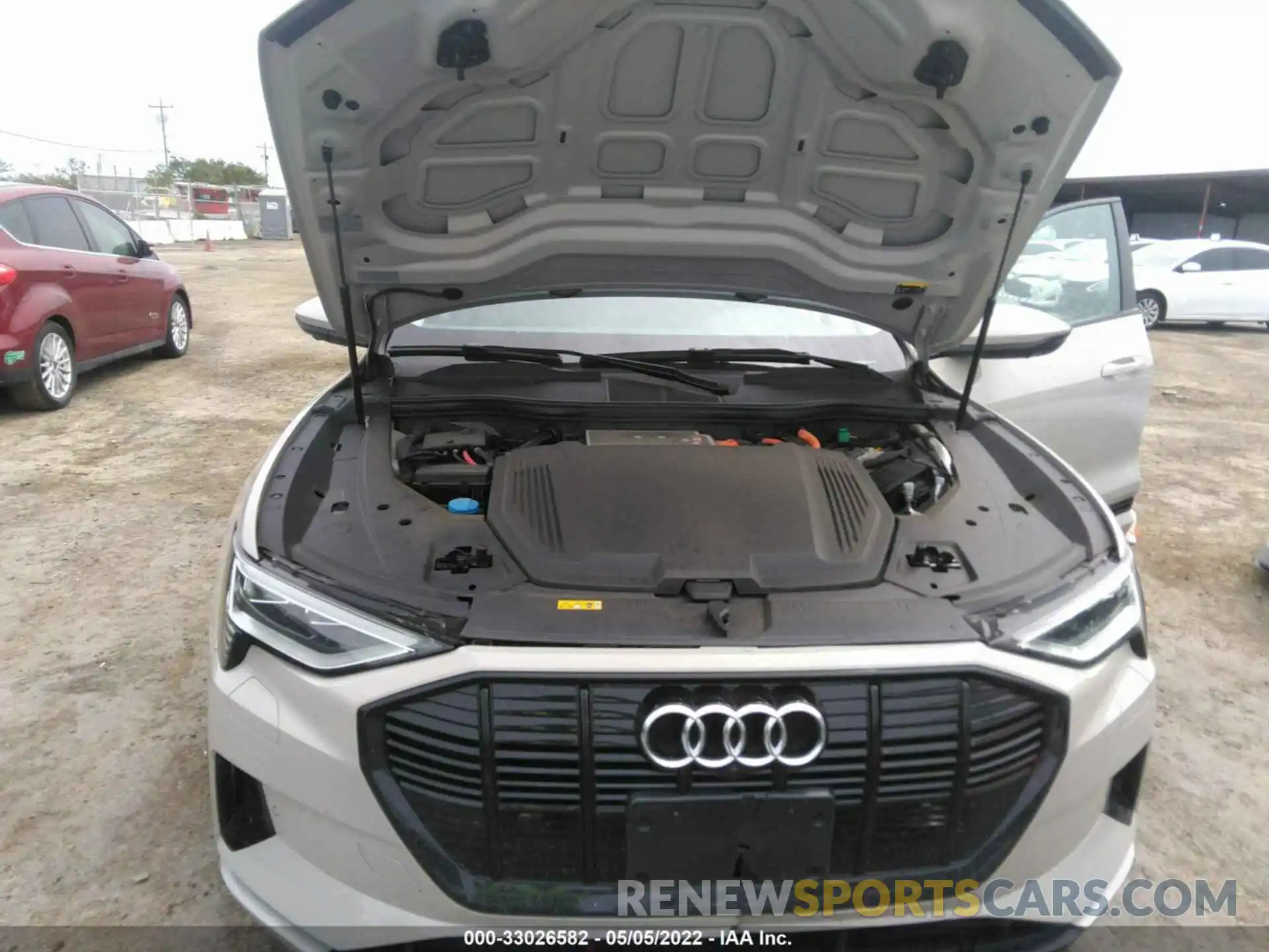 10 Фотография поврежденного автомобиля WA1AAAGE5MB013095 AUDI E-TRON 2021