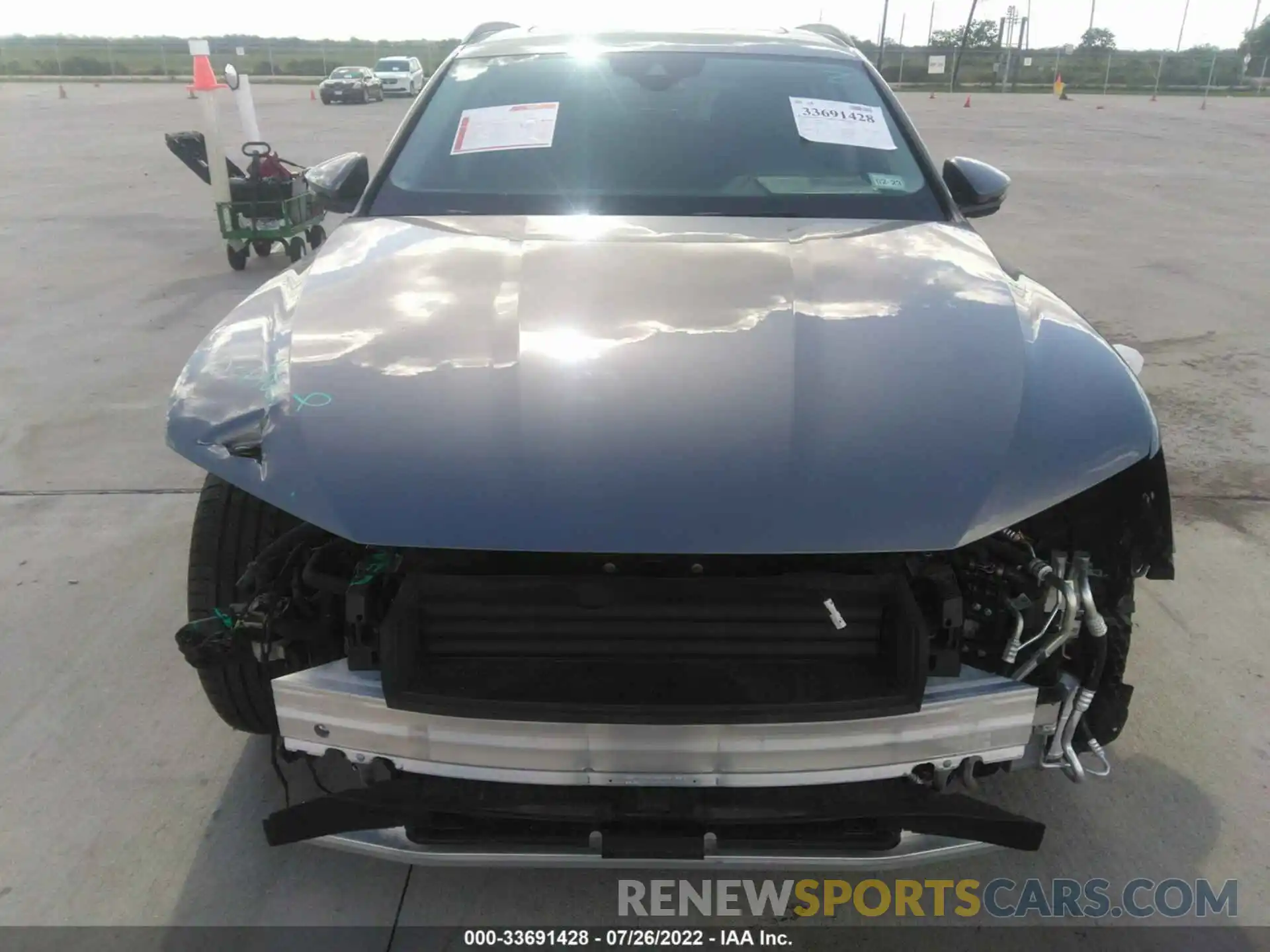 6 Photograph of a damaged car WA1AAAGE6MB012814 AUDI E-TRON 2021