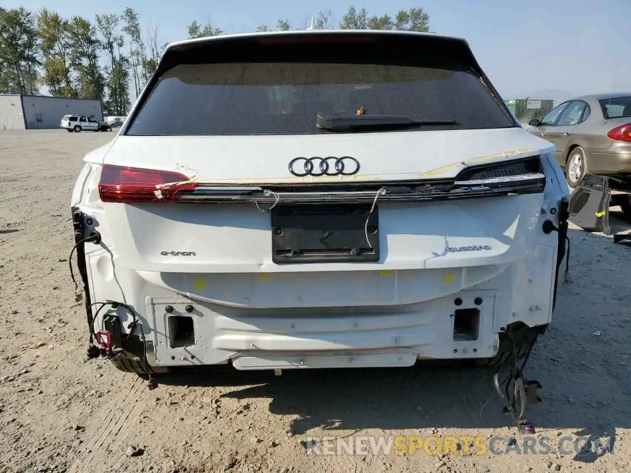 9 Photograph of a damaged car WA1AAAGE7MB007895 AUDI E-TRON 2021