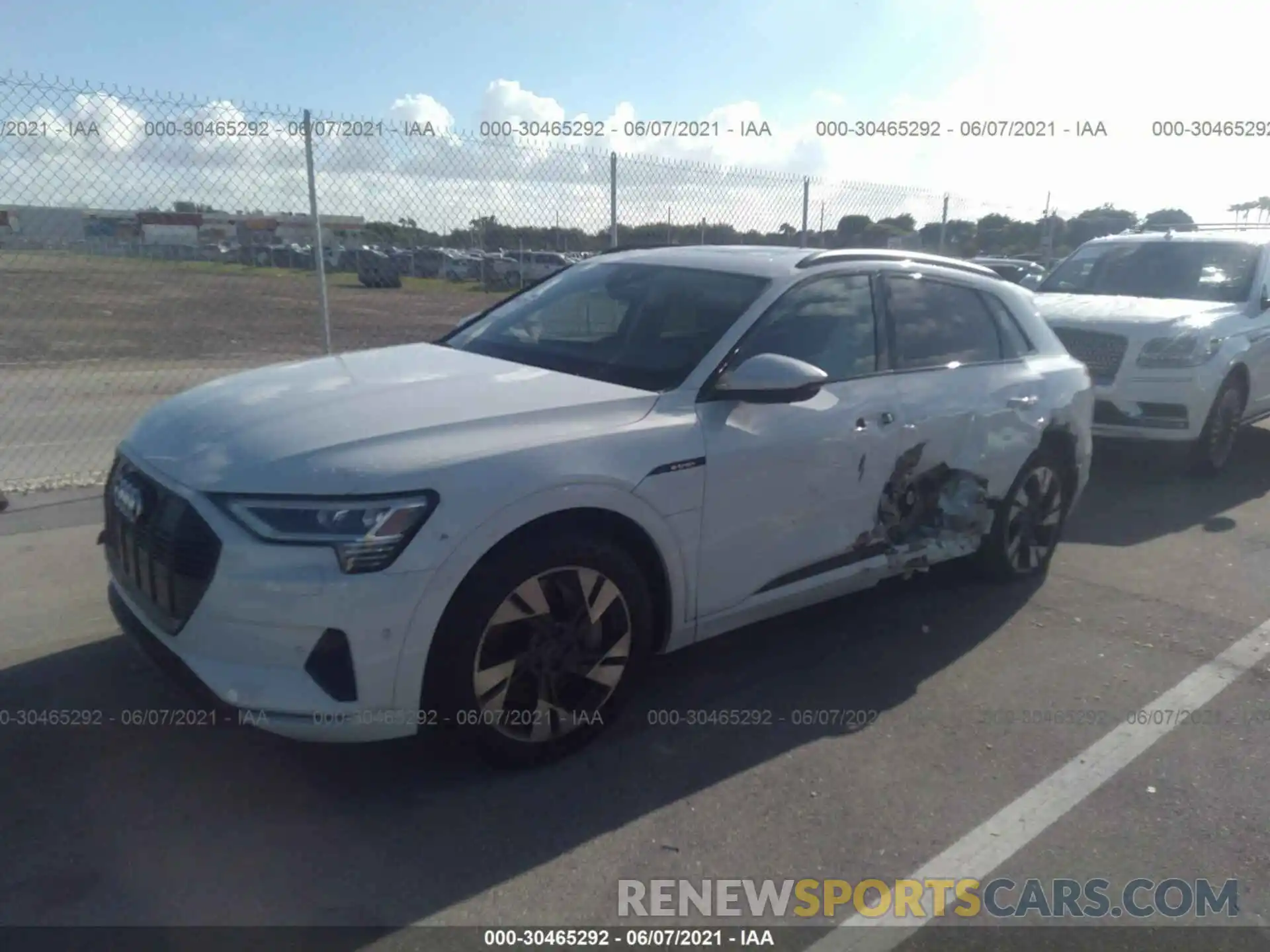 2 Photograph of a damaged car WA1AAAGE9MB009597 AUDI E-TRON 2021