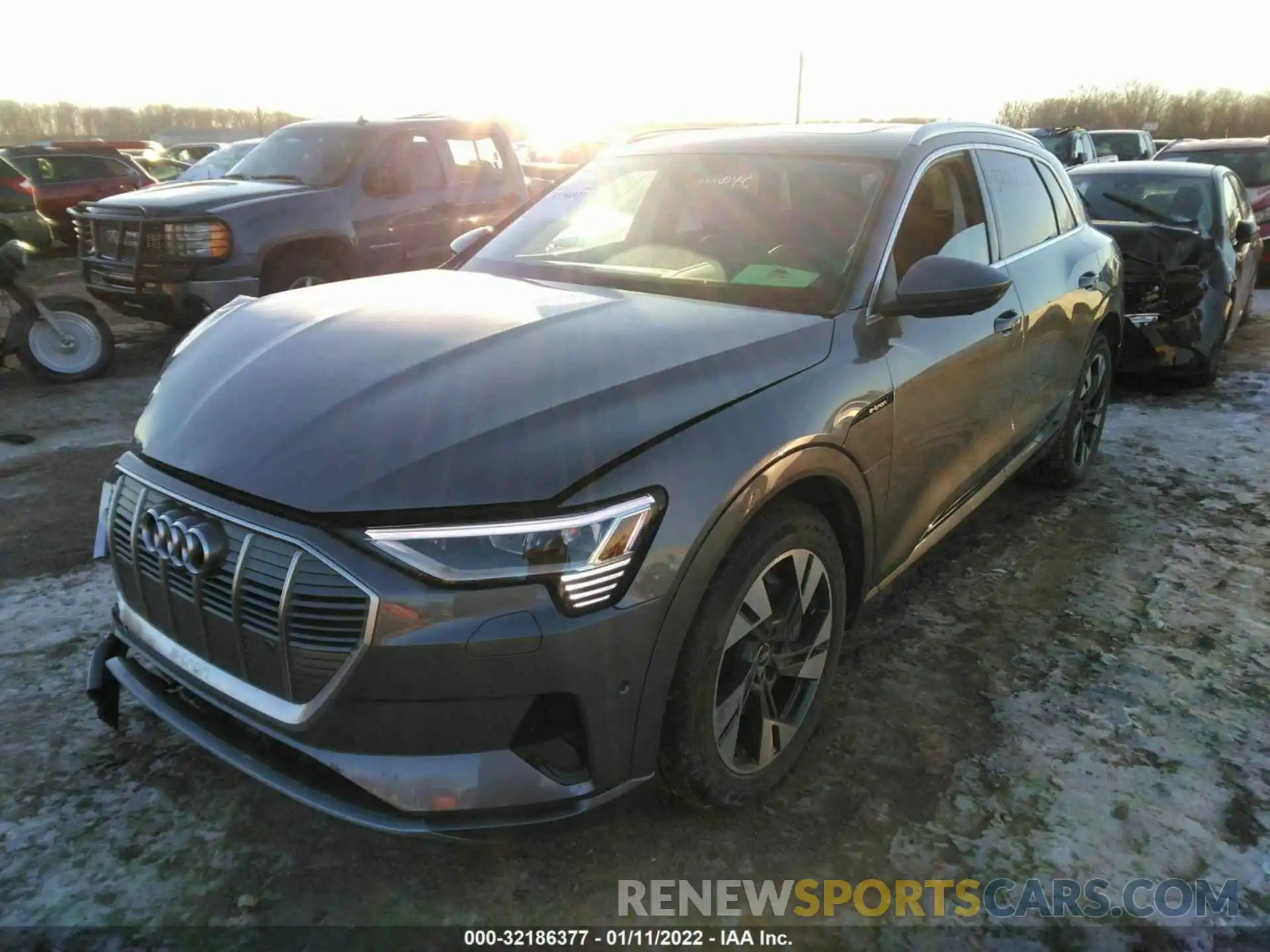 2 Фотография поврежденного автомобиля WA1LAAGE3MB009586 AUDI E-TRON 2021