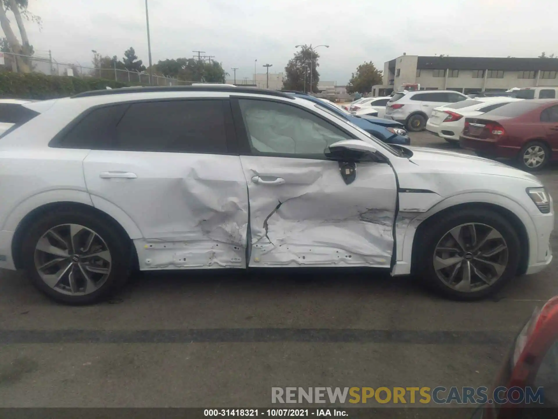 6 Photograph of a damaged car WA1LAAGE7MB002222 AUDI E-TRON 2021