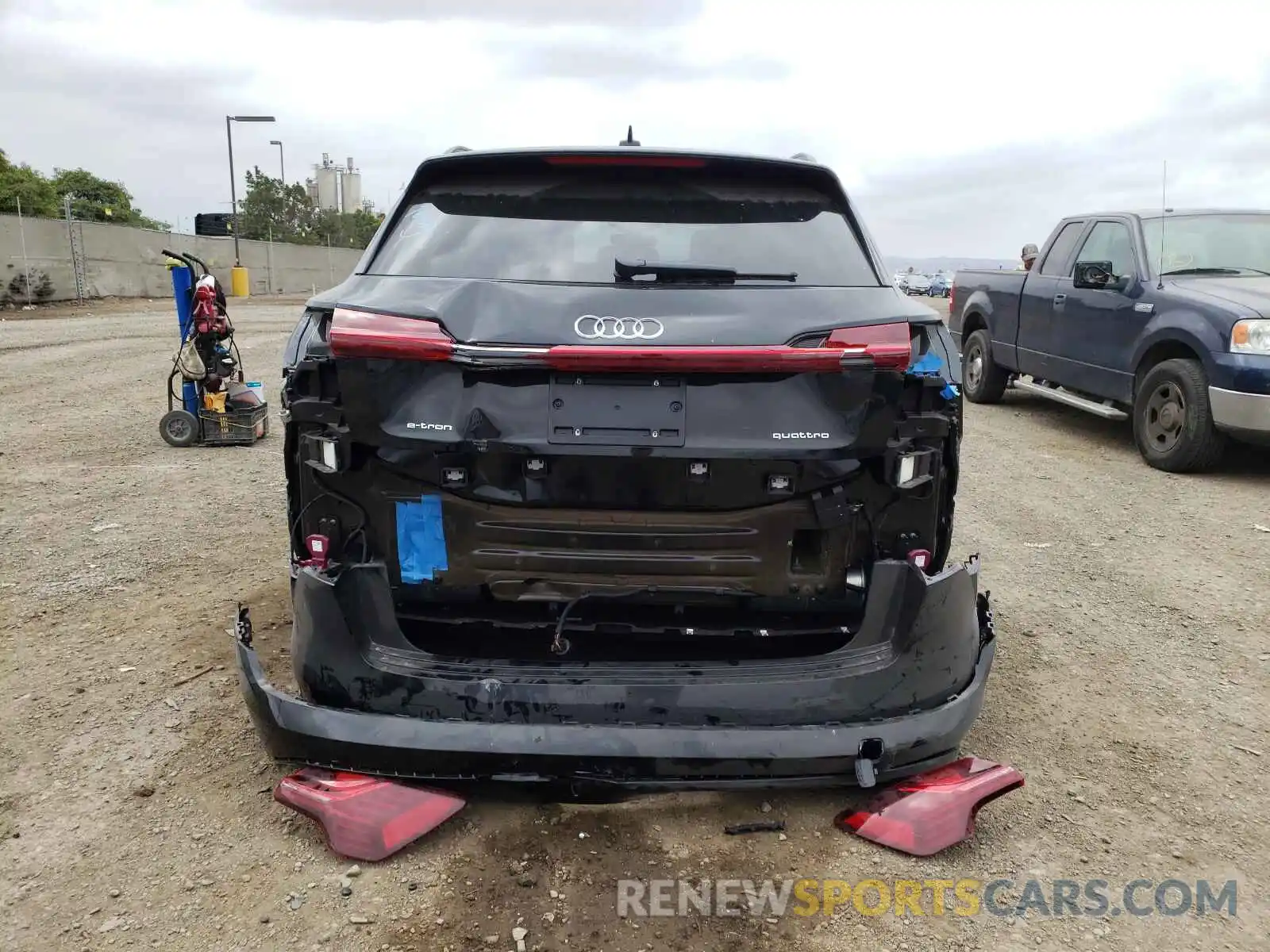 9 Photograph of a damaged car WA1VAAGE2MB027215 AUDI E-TRON 2021