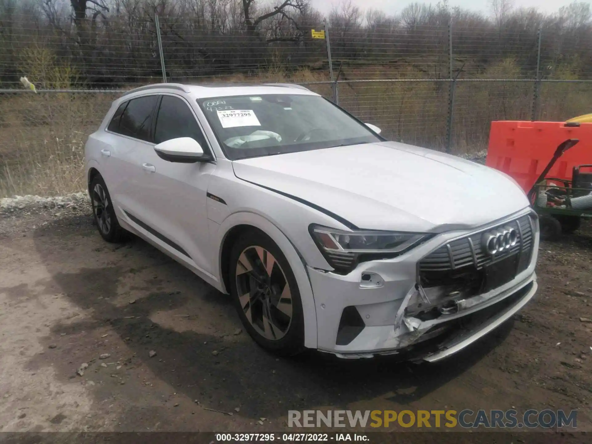 1 Photograph of a damaged car WA1LABGE1NB007875 AUDI E-TRON 2022