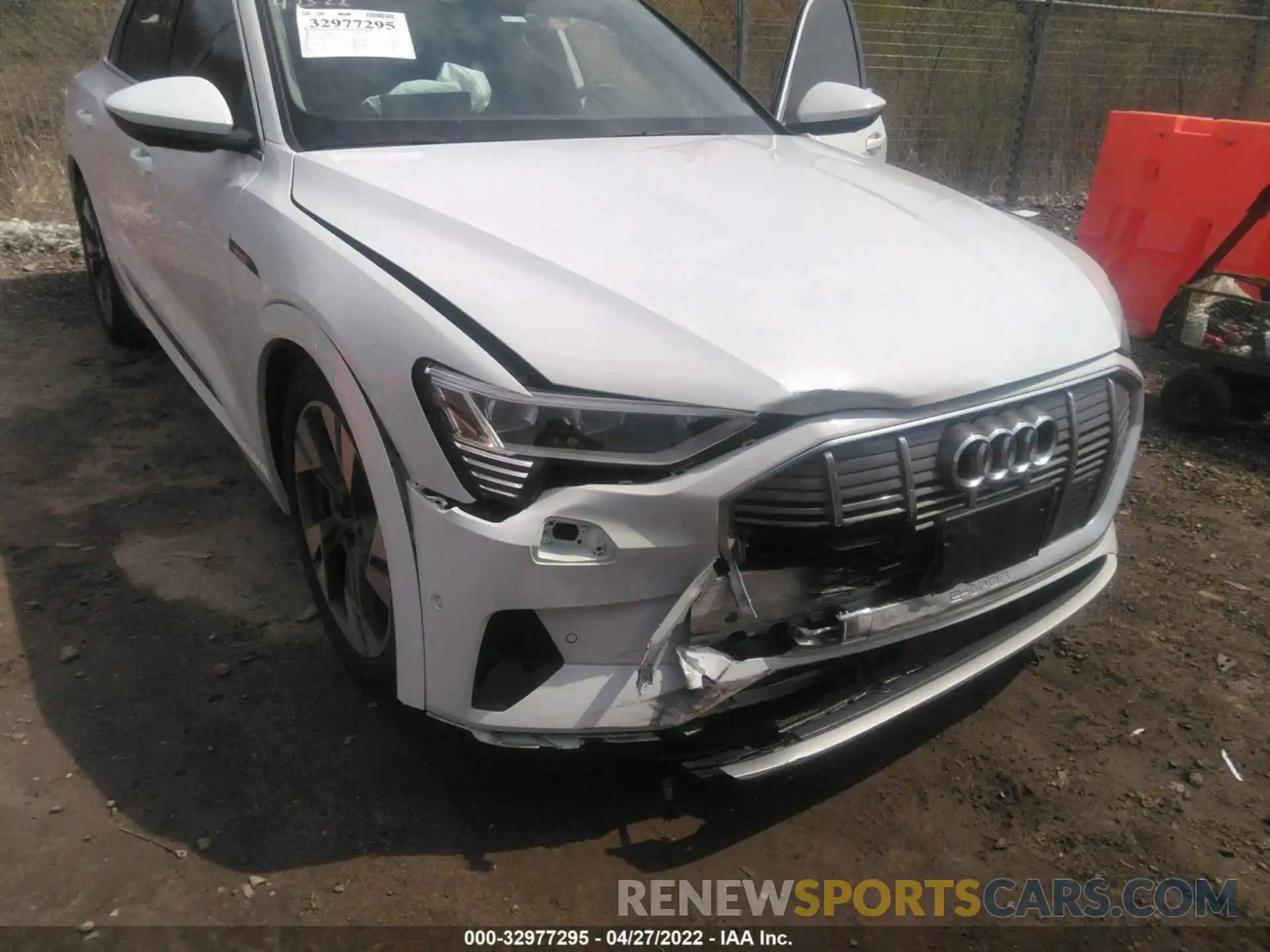 6 Photograph of a damaged car WA1LABGE1NB007875 AUDI E-TRON 2022