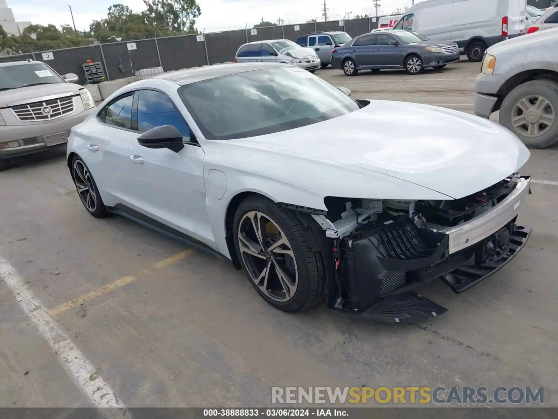 1 Photograph of a damaged car WAUEJBFW9N7004683 AUDI E-TRON GT 2022