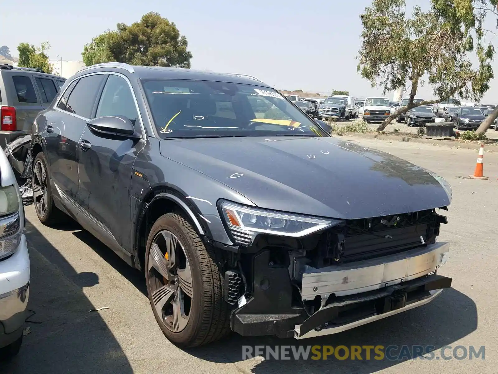 1 Photograph of a damaged car WA1VAAGE1KB005803 AUDI E-TRON PRE 2019